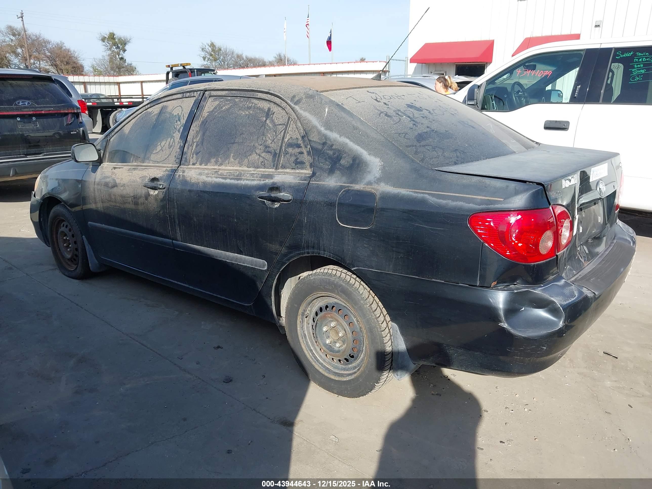 TOYOTA COROLLA image 3