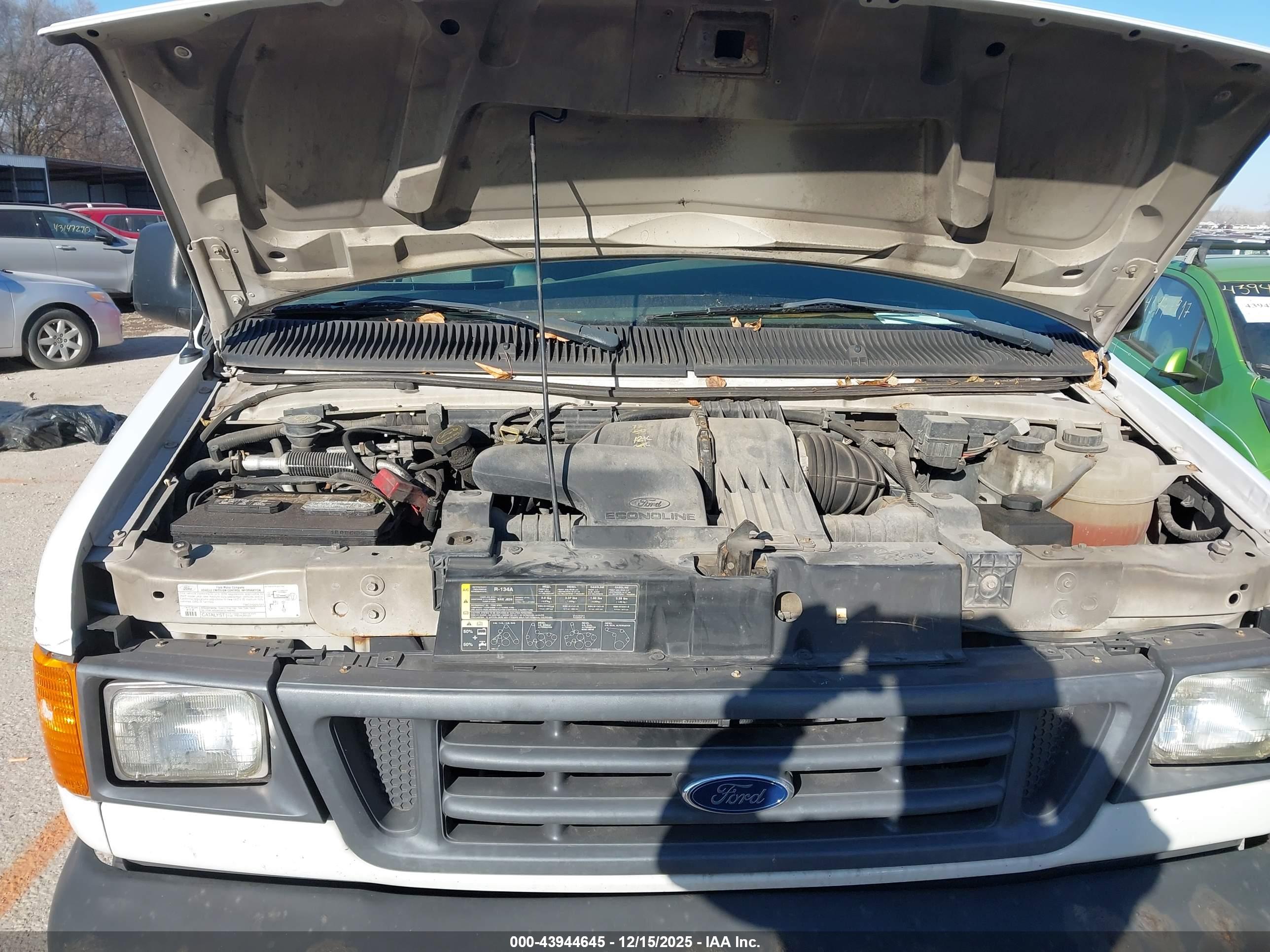 FORD E-350 image 10