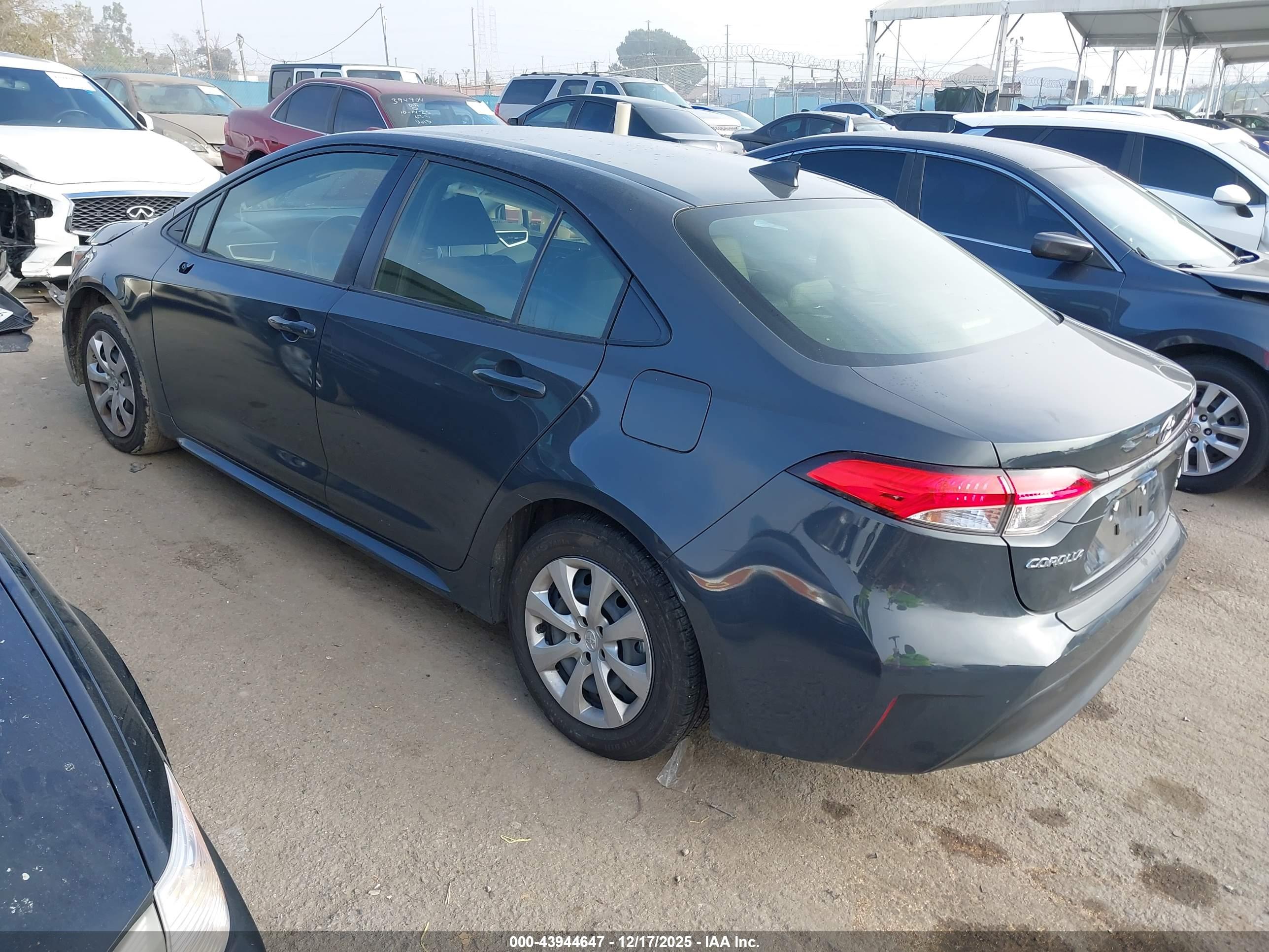 TOYOTA COROLLA image 3