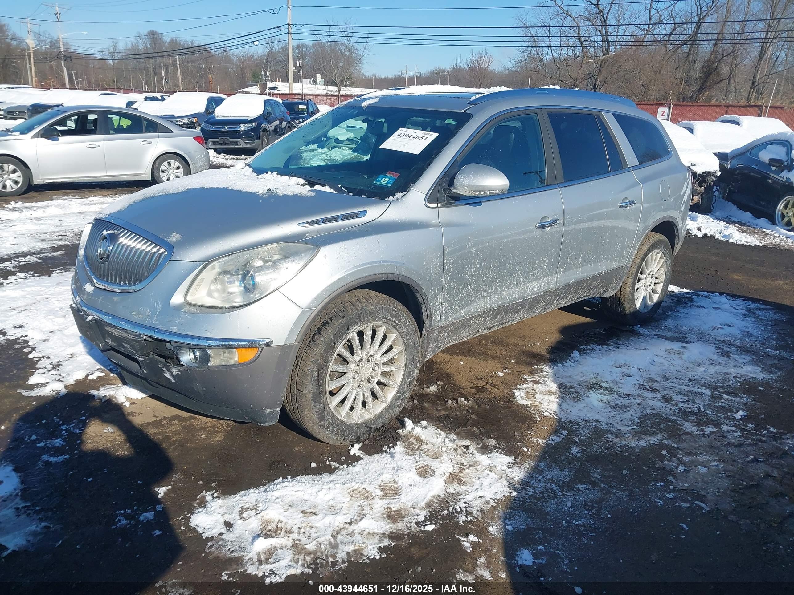 BUICK ENCLAVE image 2