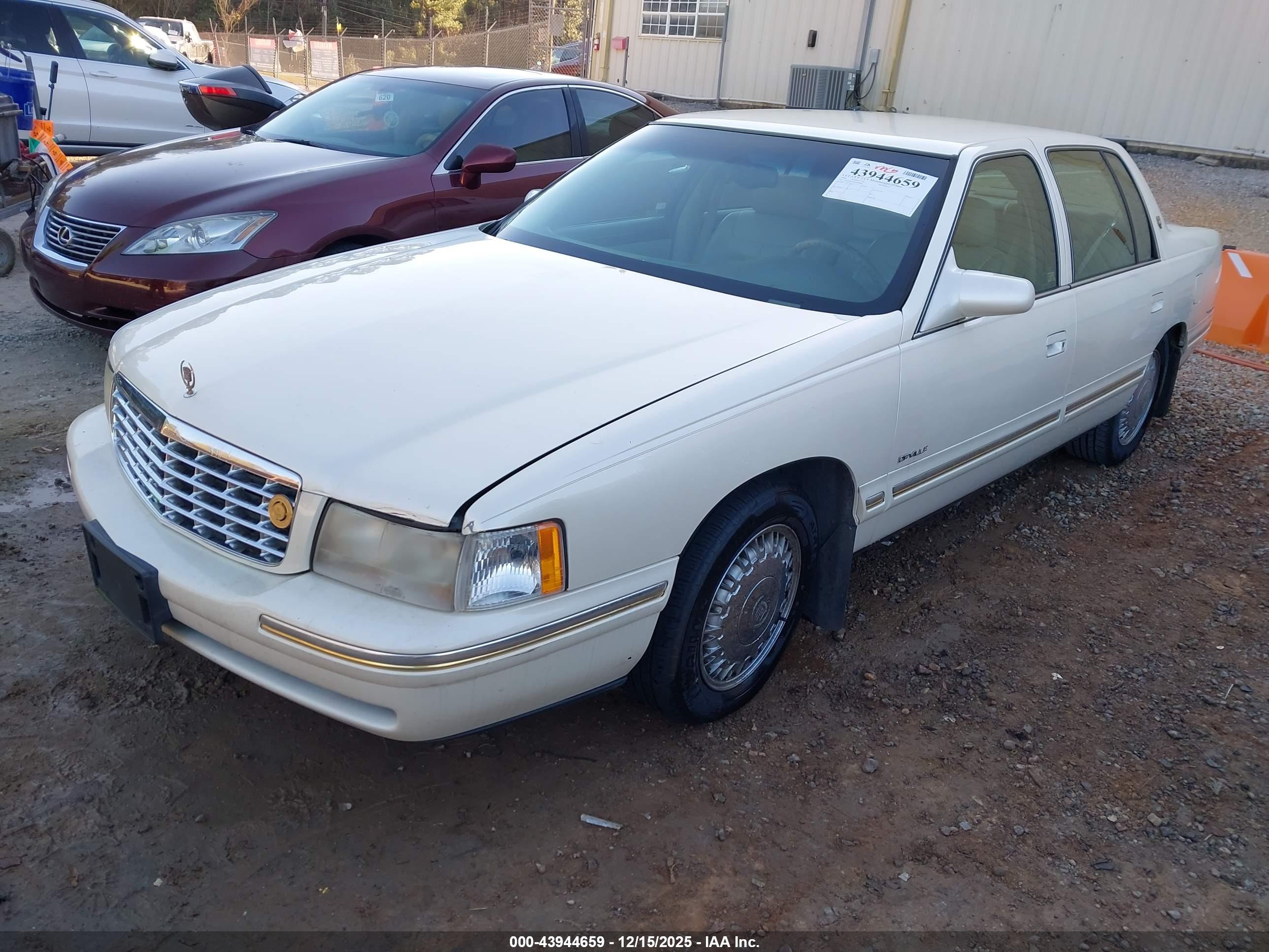 CADILLAC DEVILLE image 2