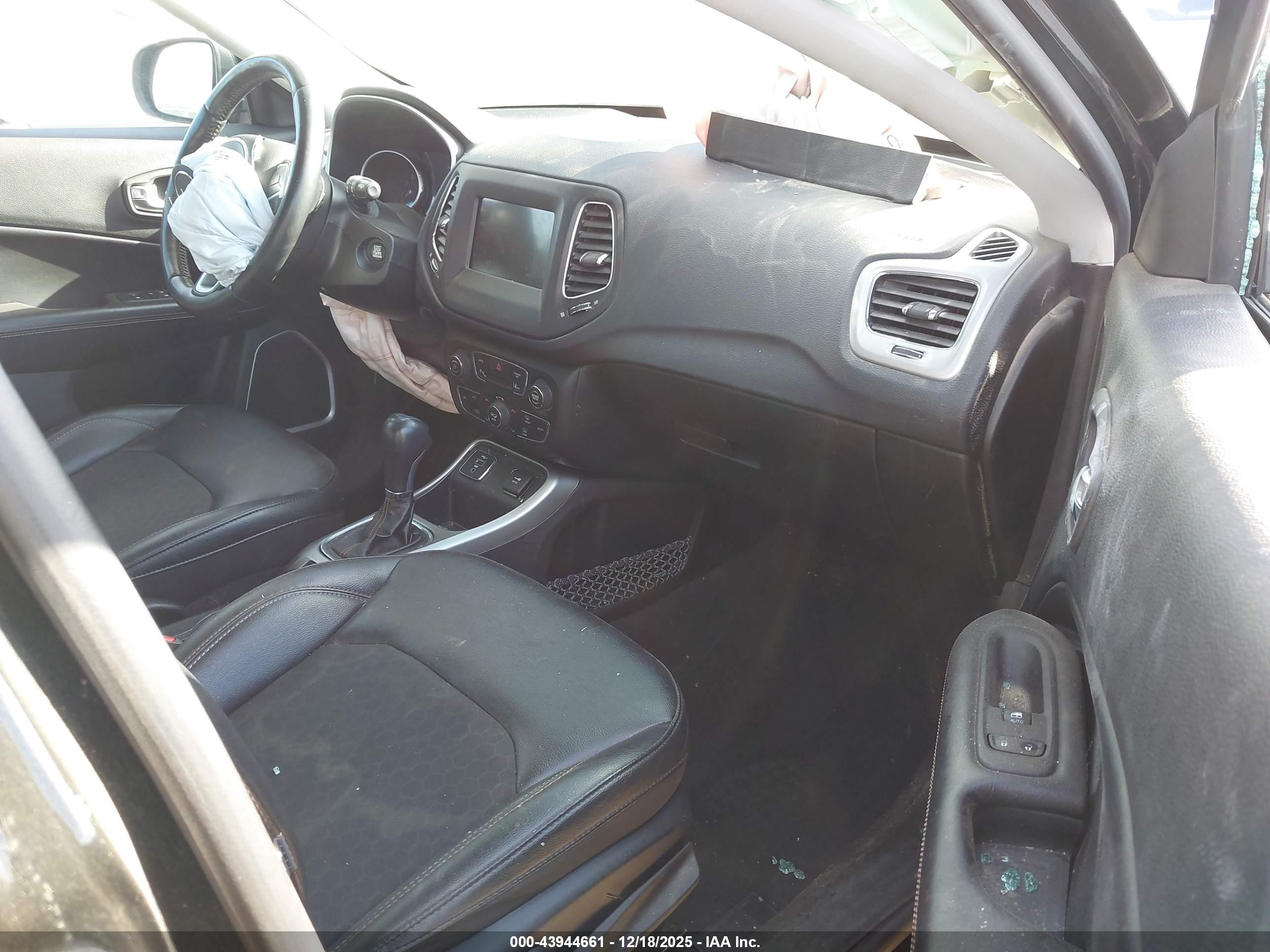 JEEP COMPASS image 5