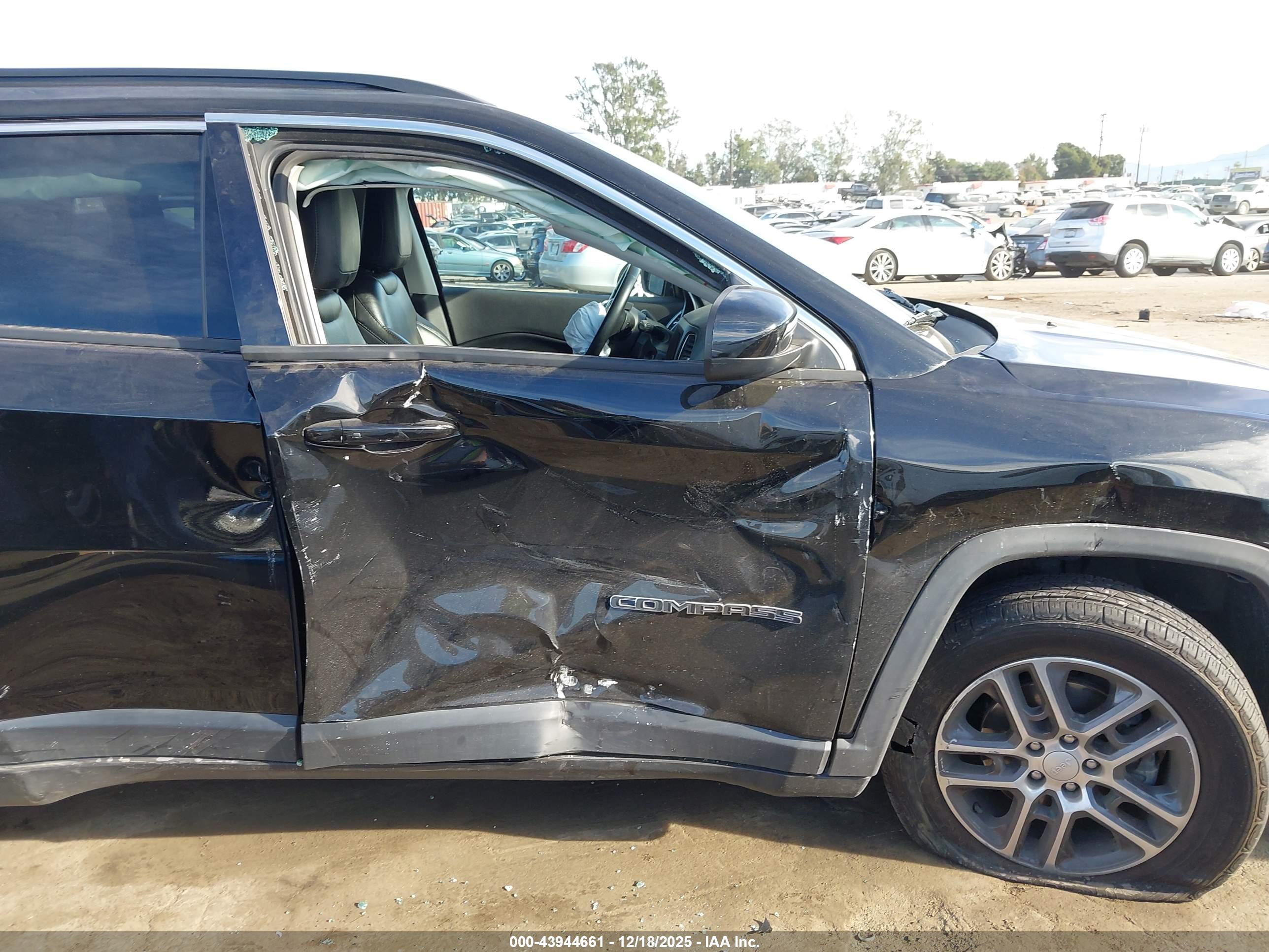JEEP COMPASS image 6