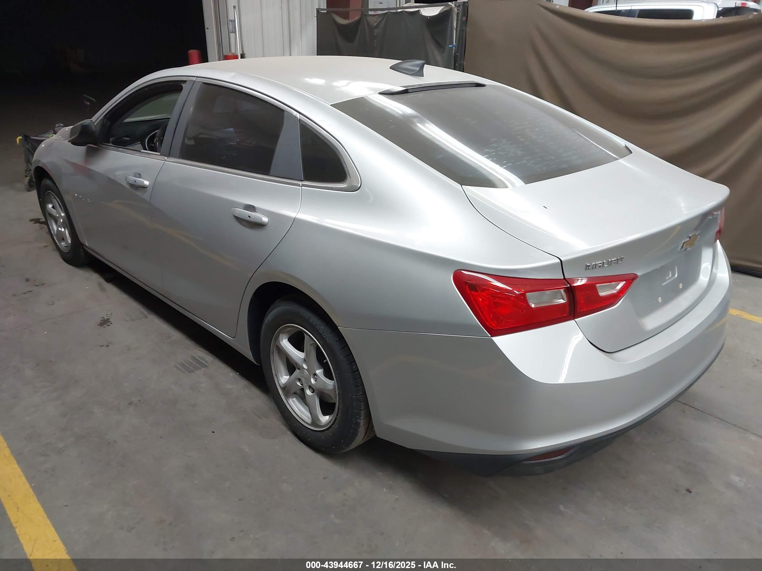 CHEVROLET MALIBU image 3