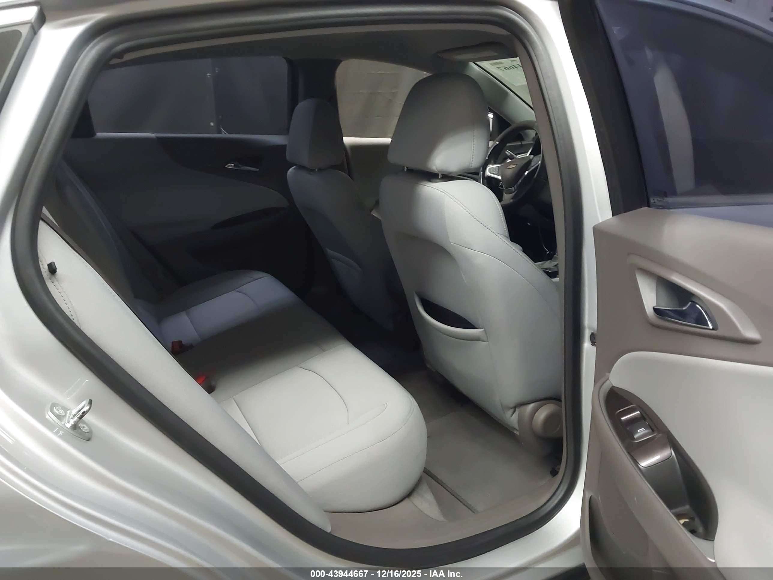 CHEVROLET MALIBU image 8