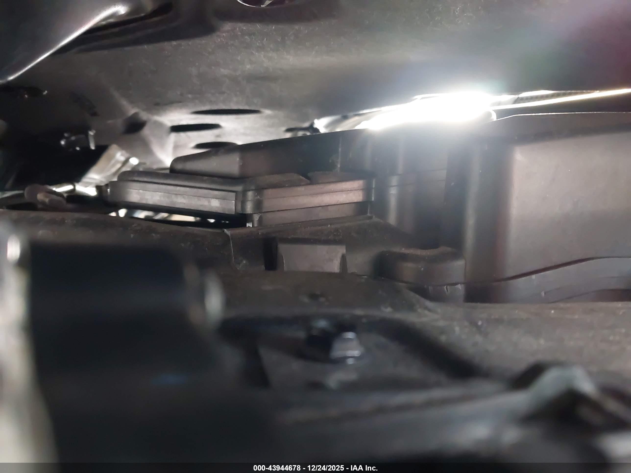 NISSAN ROGUE image 10