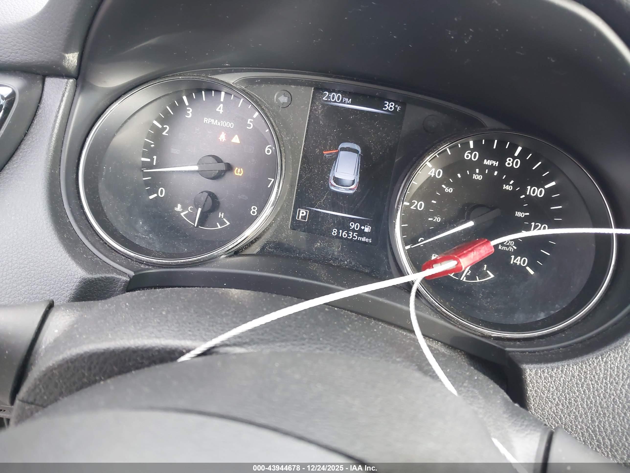 NISSAN ROGUE image 7
