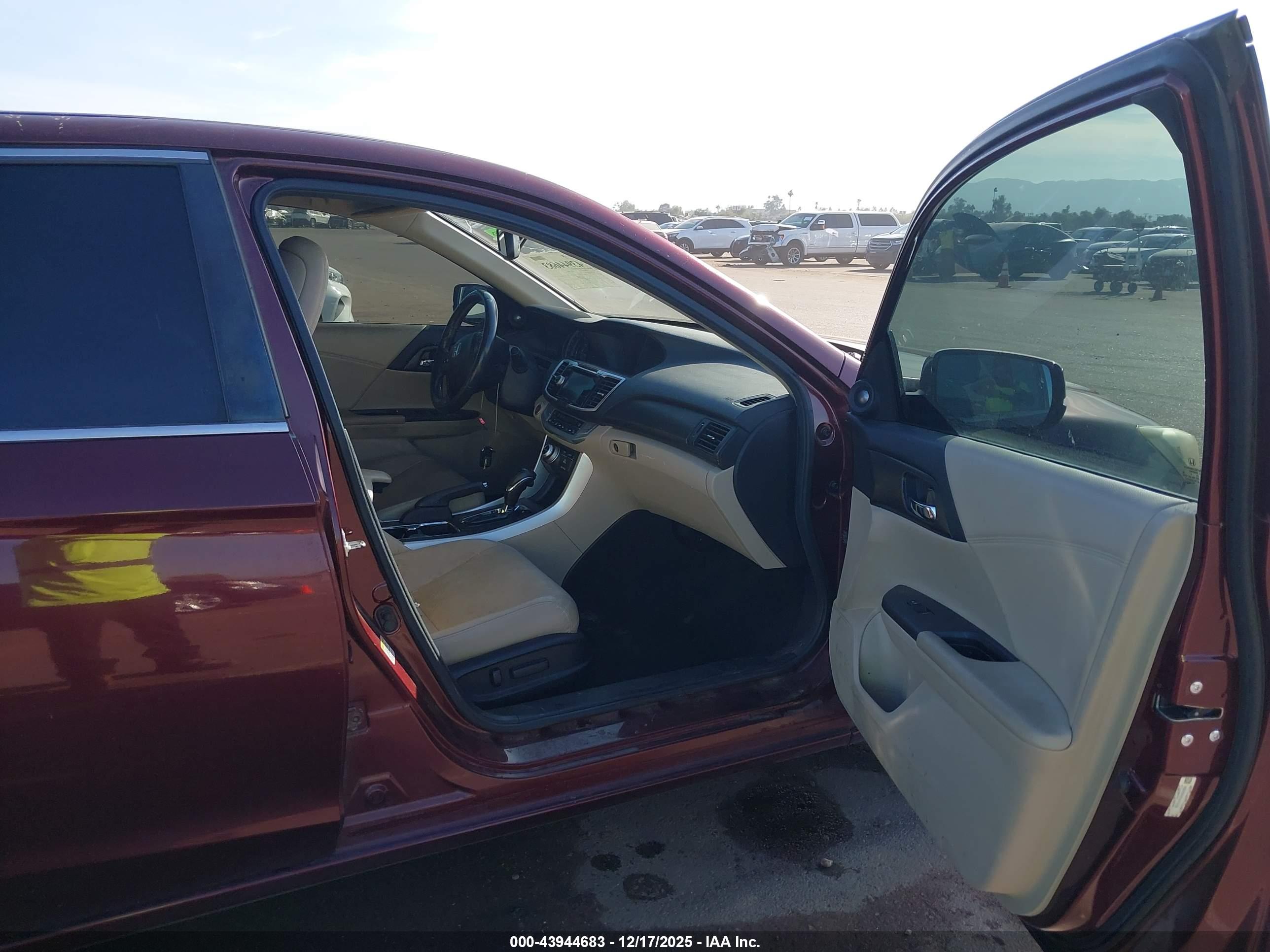 HONDA ACCORD image 5