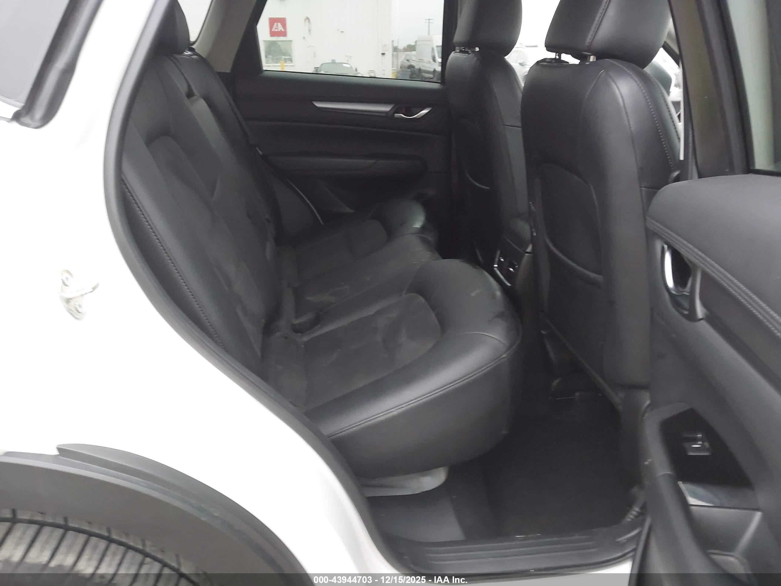 MAZDA CX-5 image 8