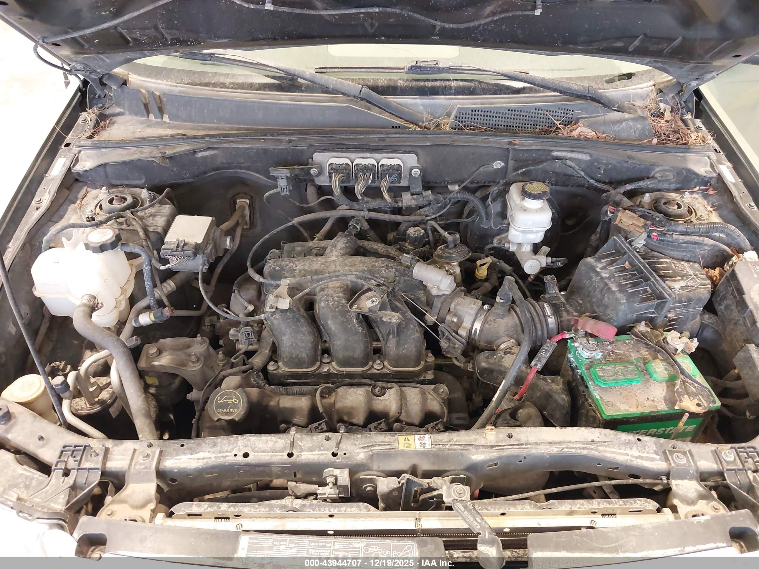 FORD ESCAPE image 10