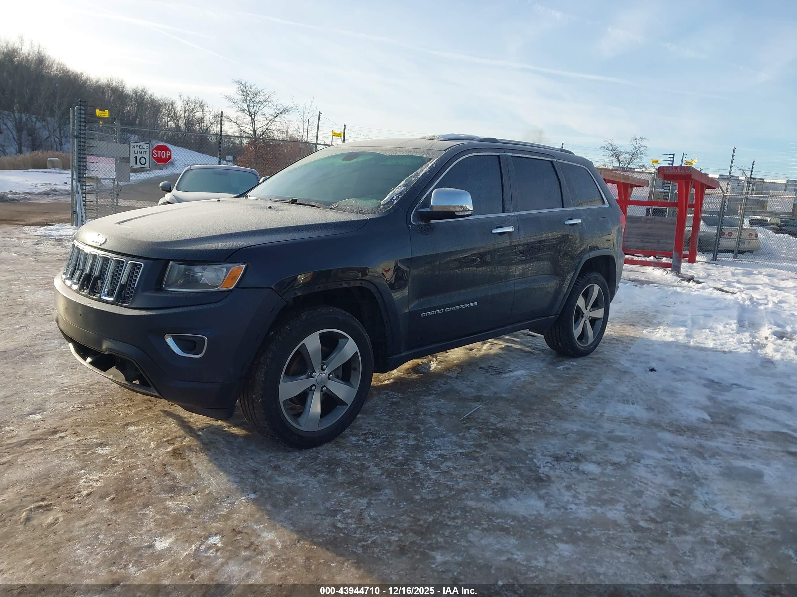 JEEP GRAND image 2