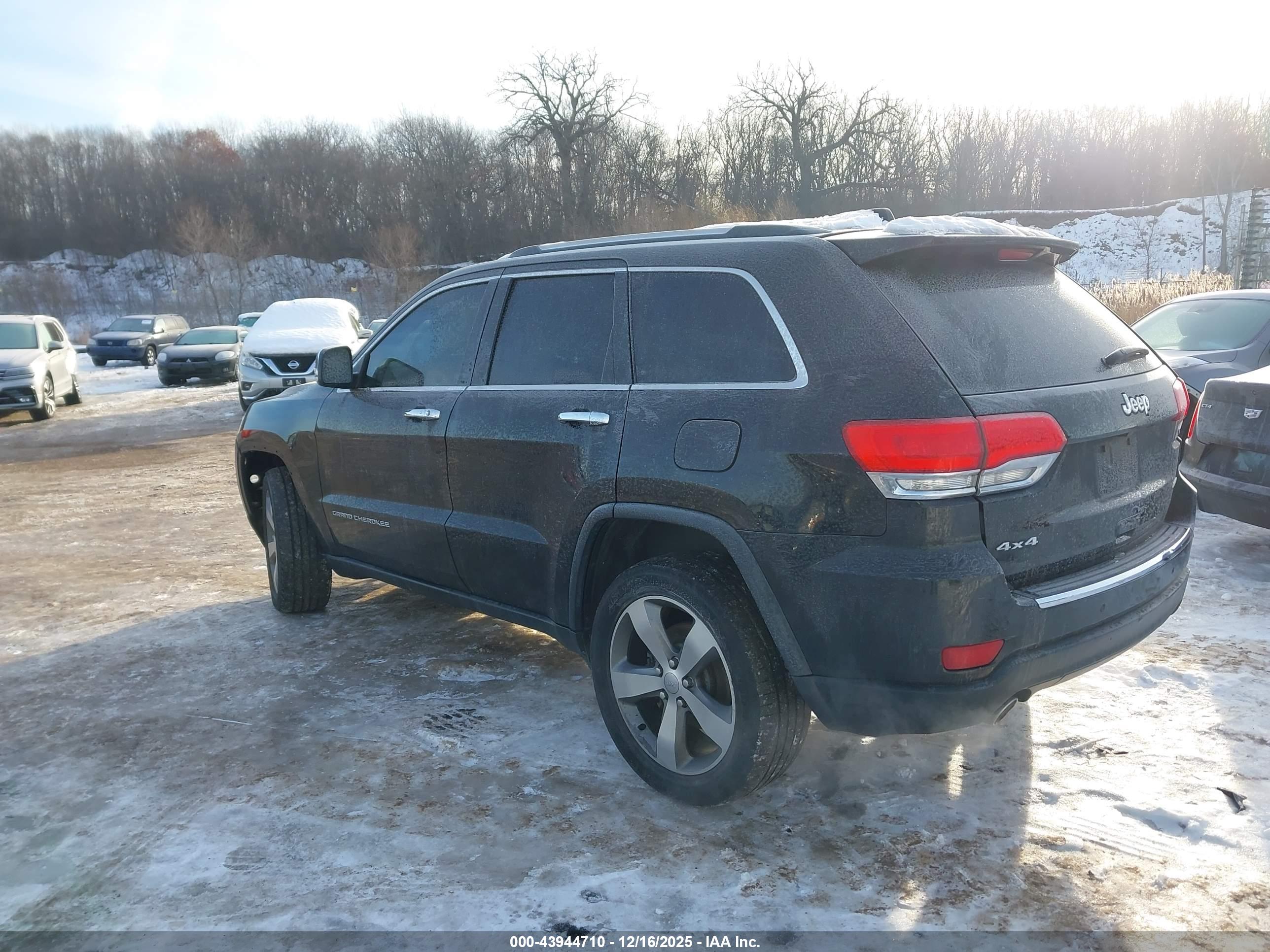 JEEP GRAND image 3