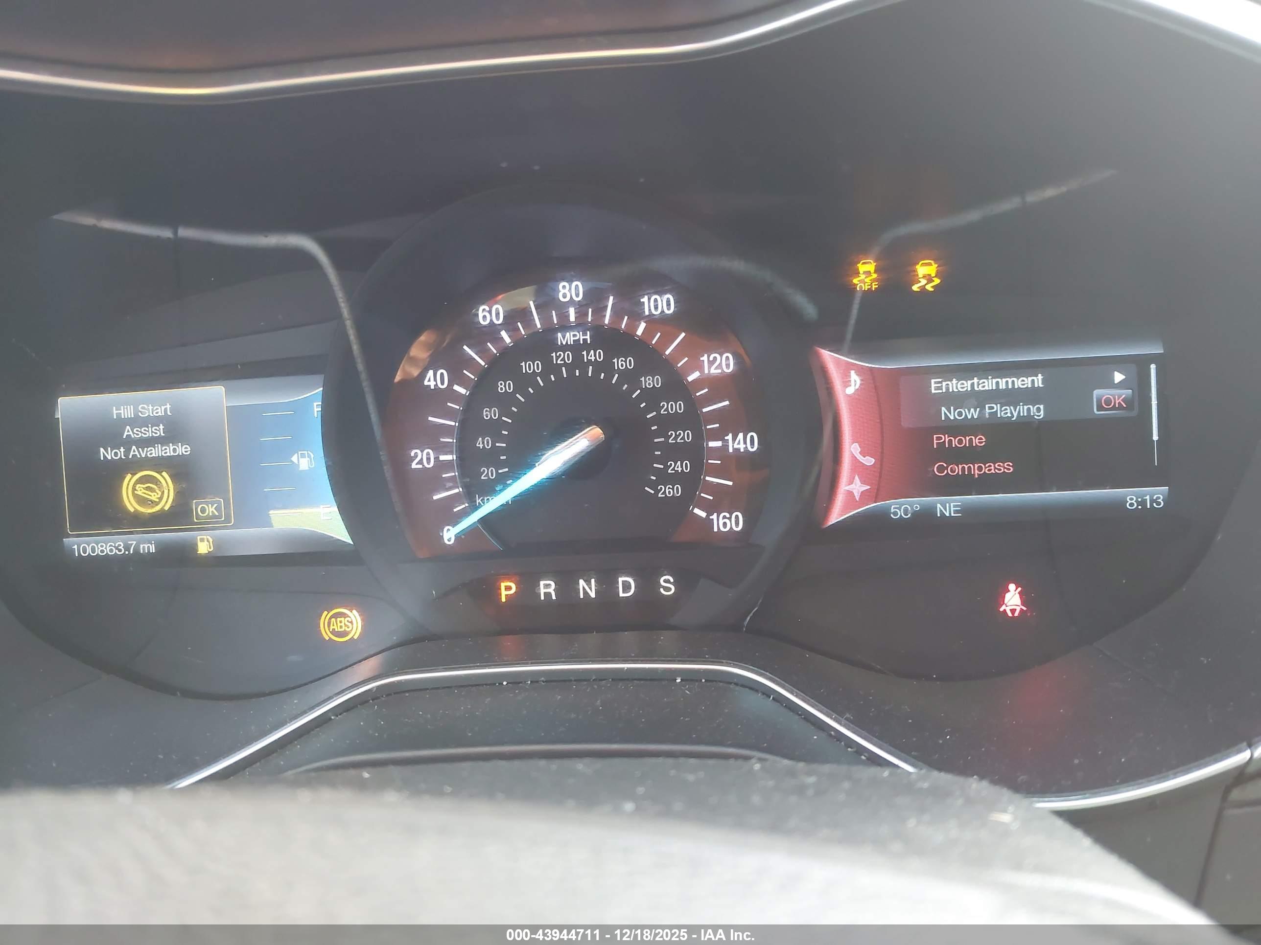 FORD FUSION image 7