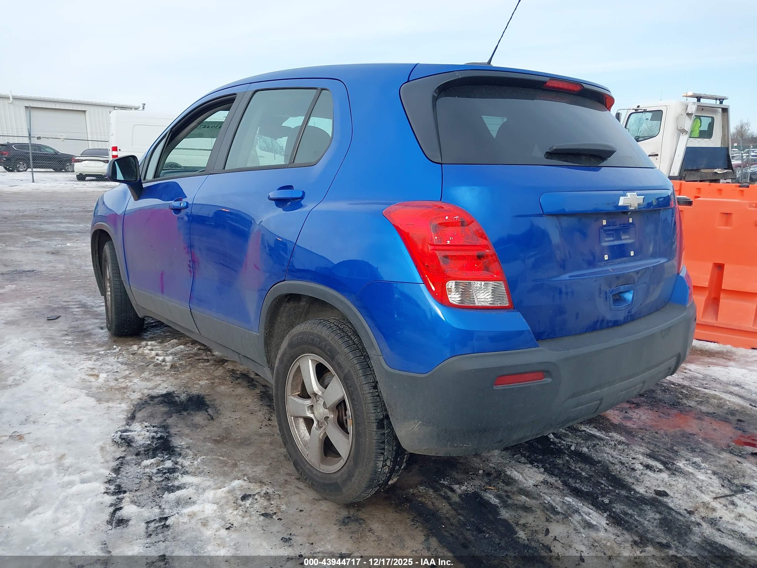 CHEVROLET TRAX image 3