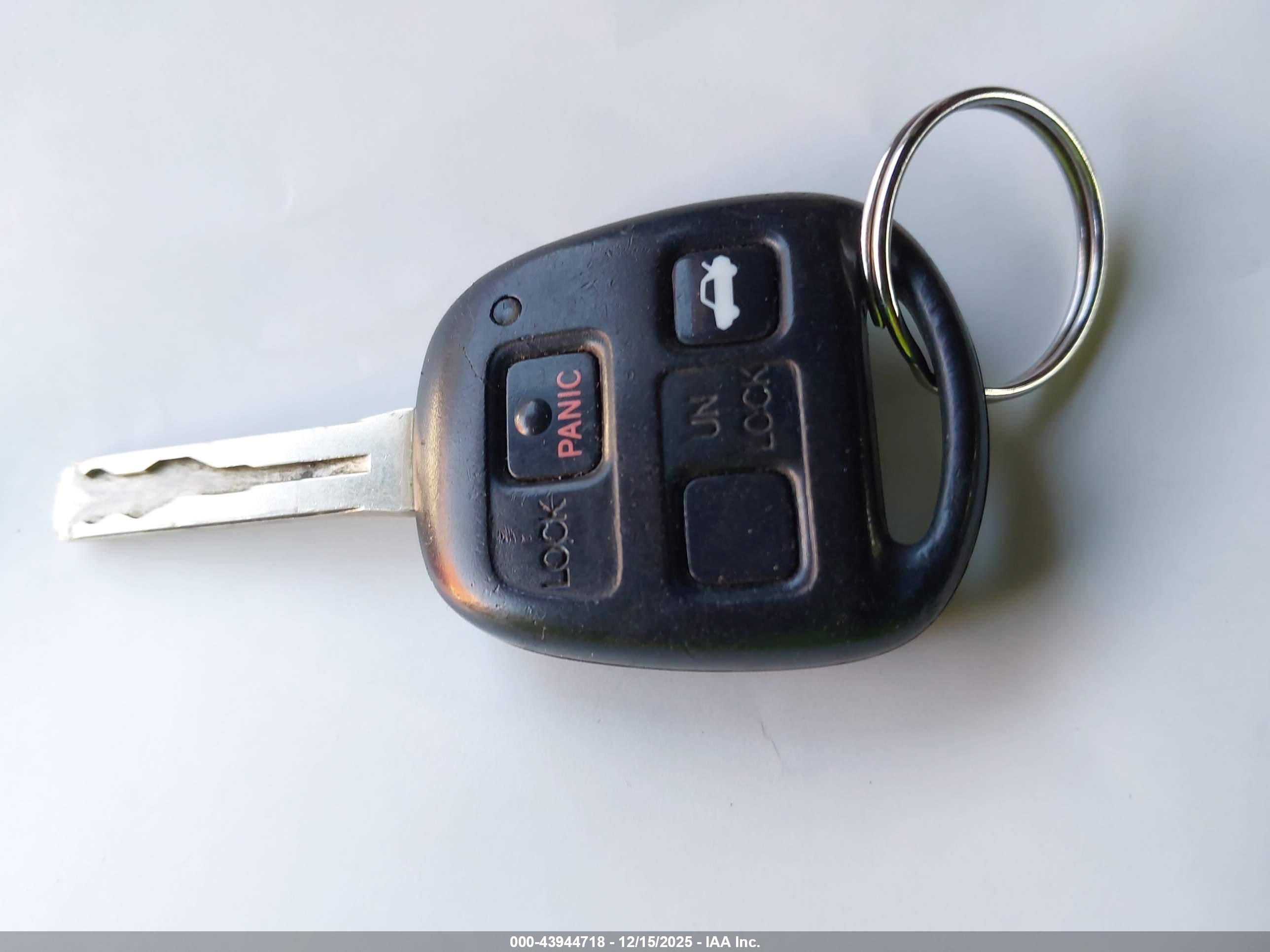 LEXUS ES image 11
