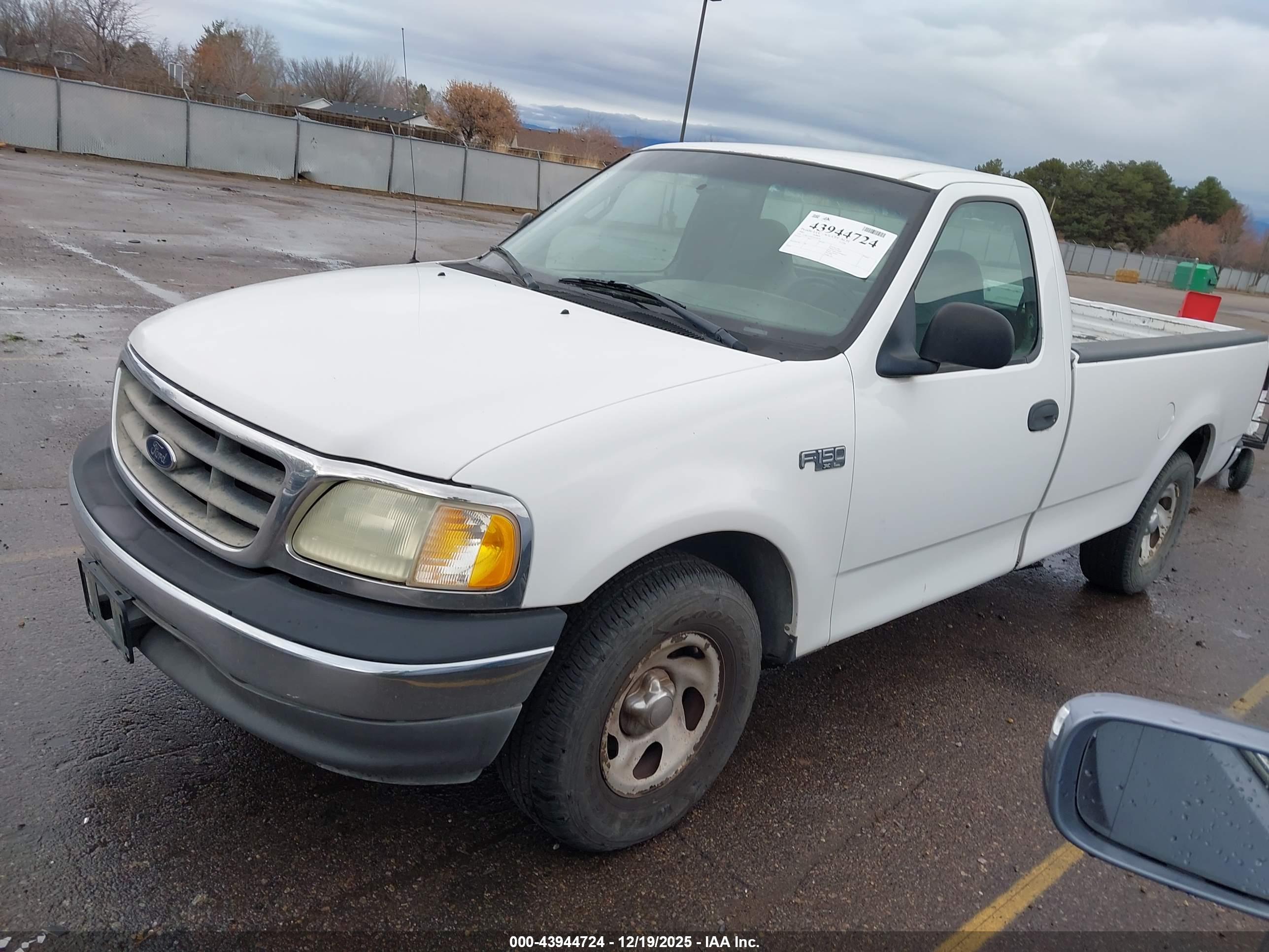 FORD F-150 image 2