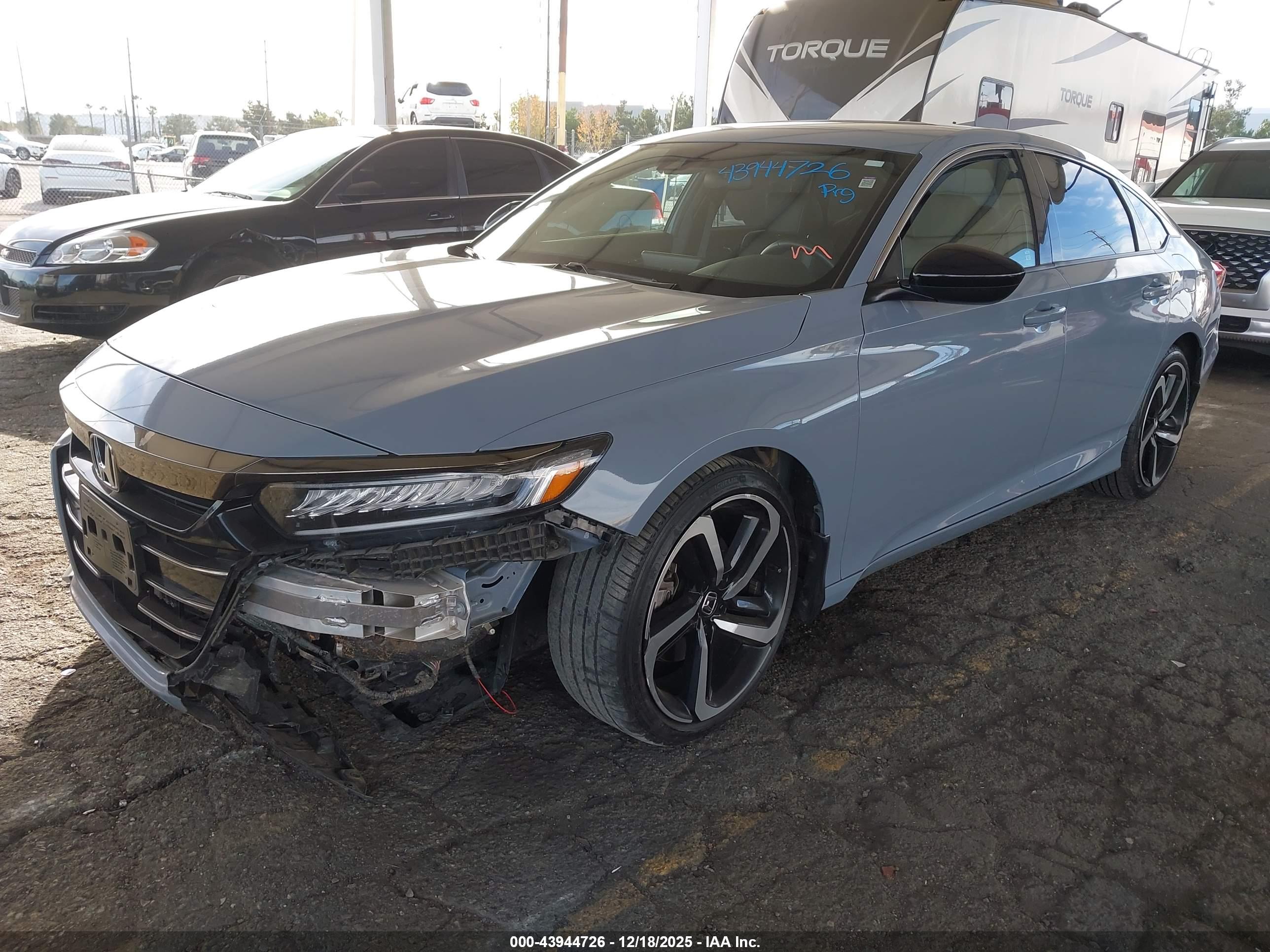 HONDA ACCORD image 2