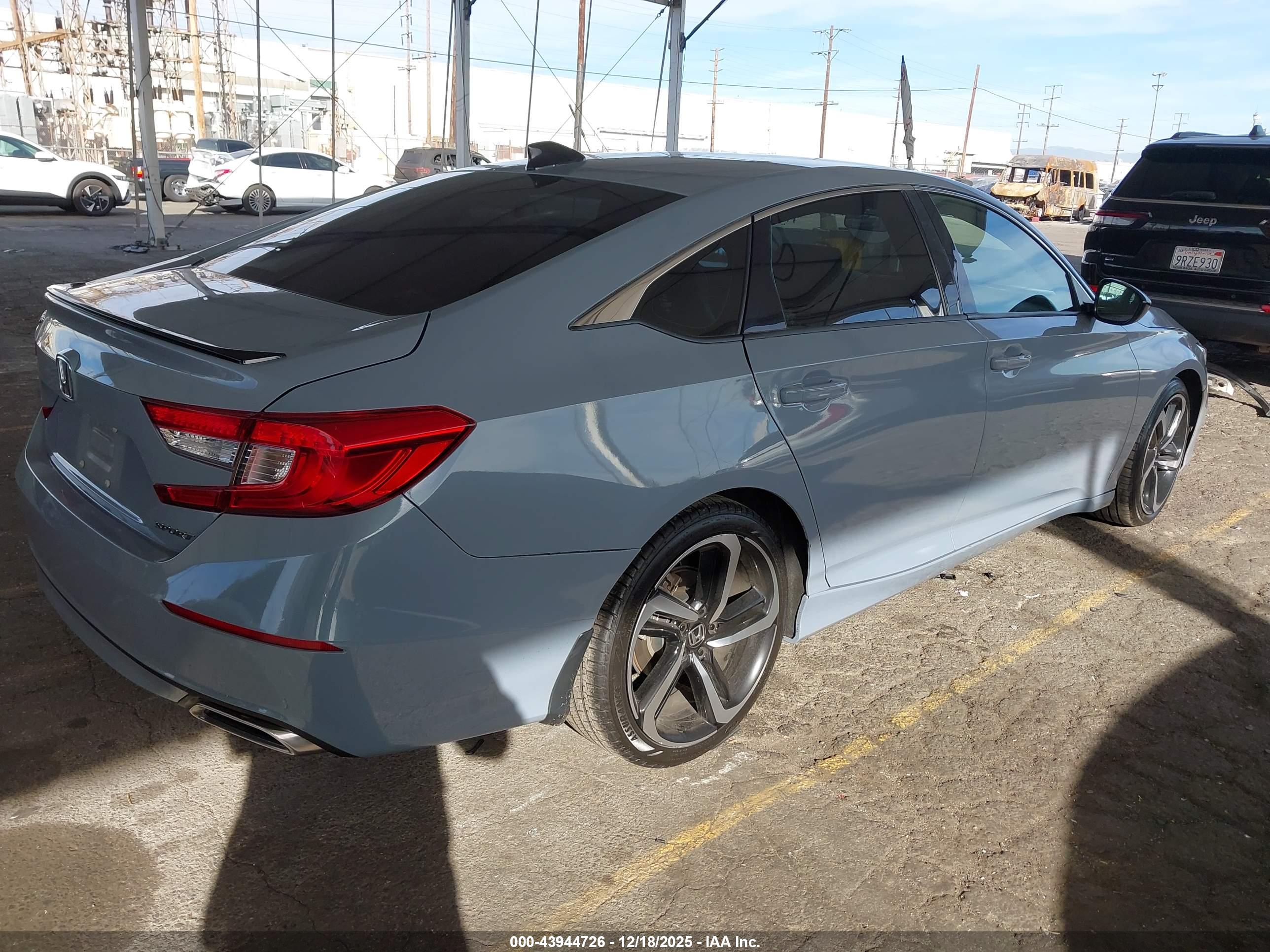 HONDA ACCORD image 4