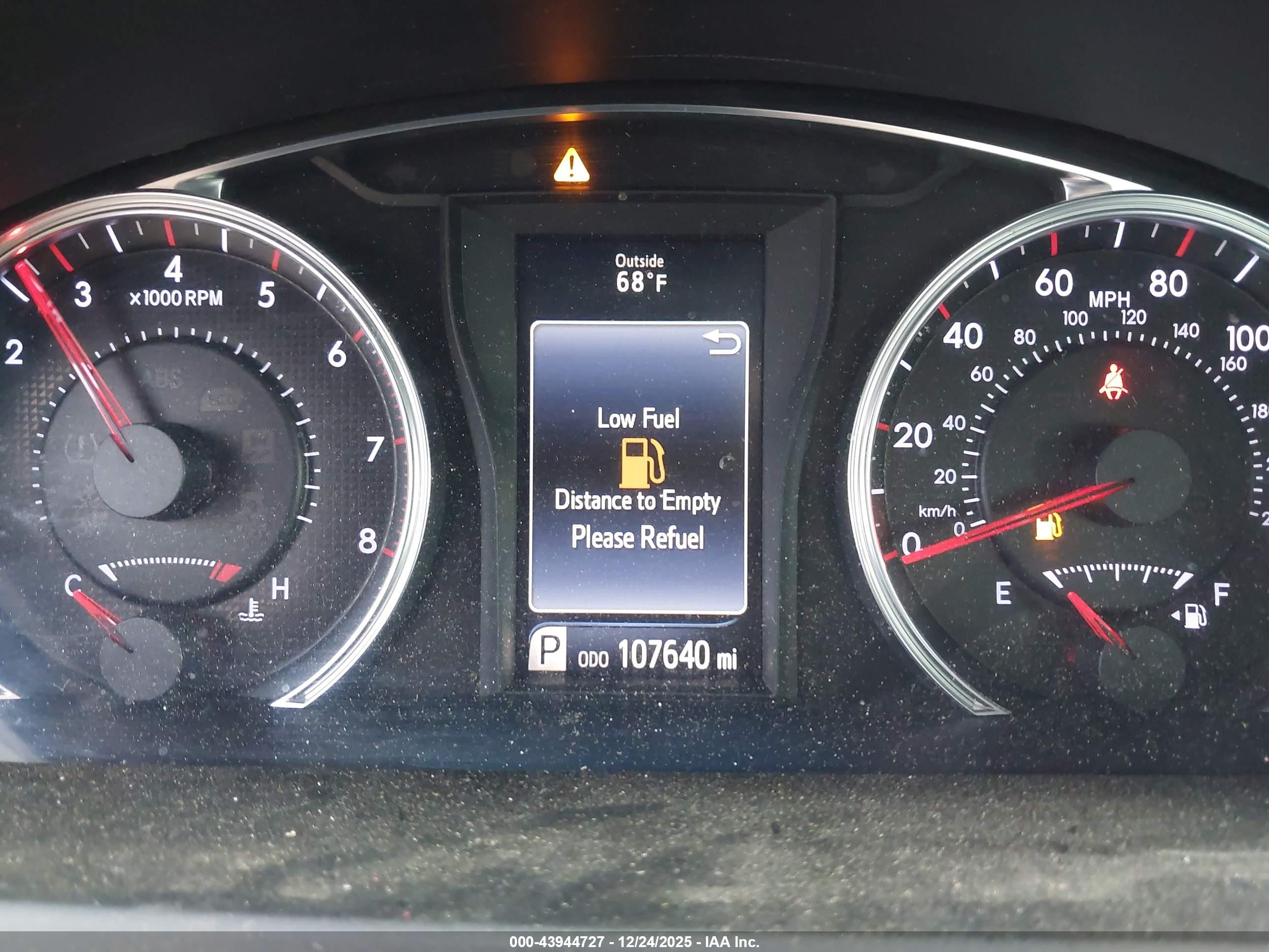 TOYOTA CAMRY image 7