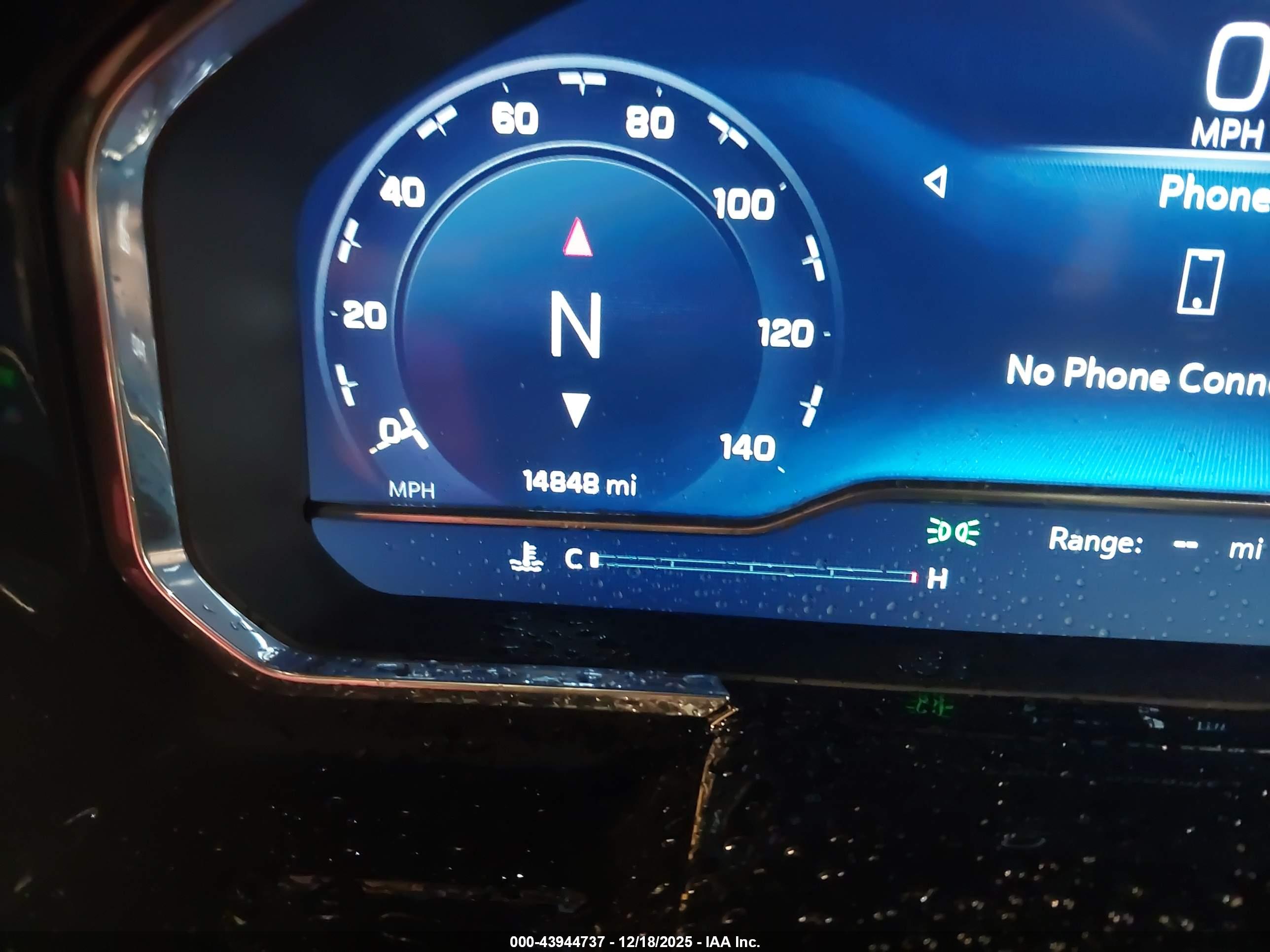 CHEVROLET SILVERADO image 7