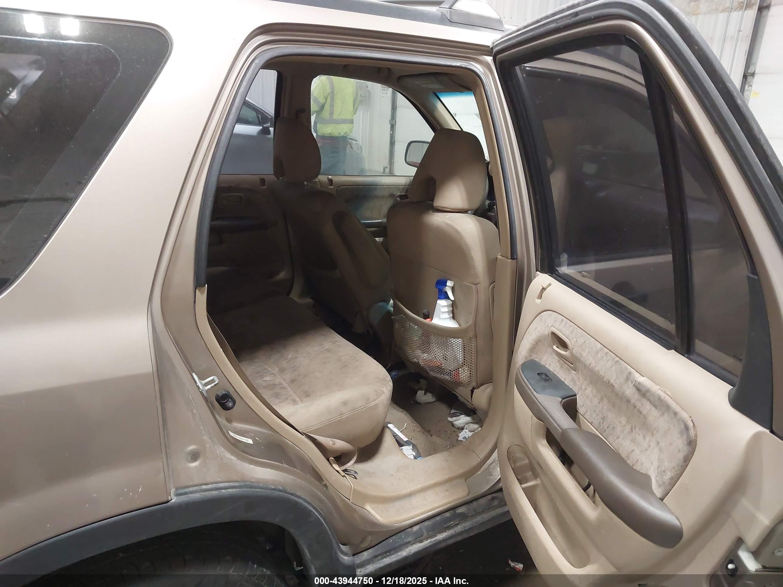 HONDA CR-V image 8