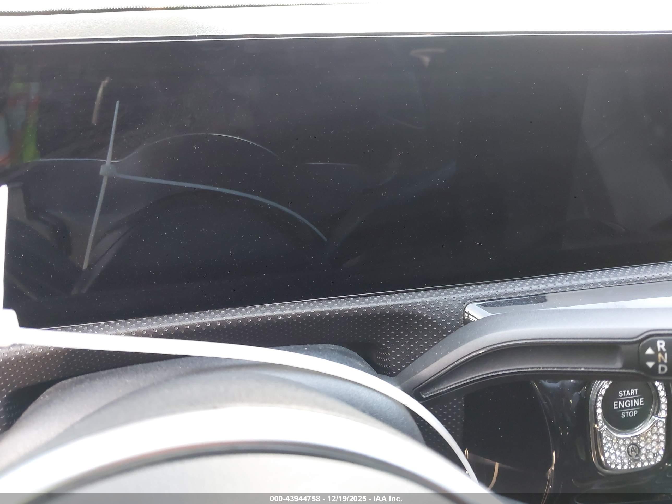 MERCEDES-BENZ A image 7