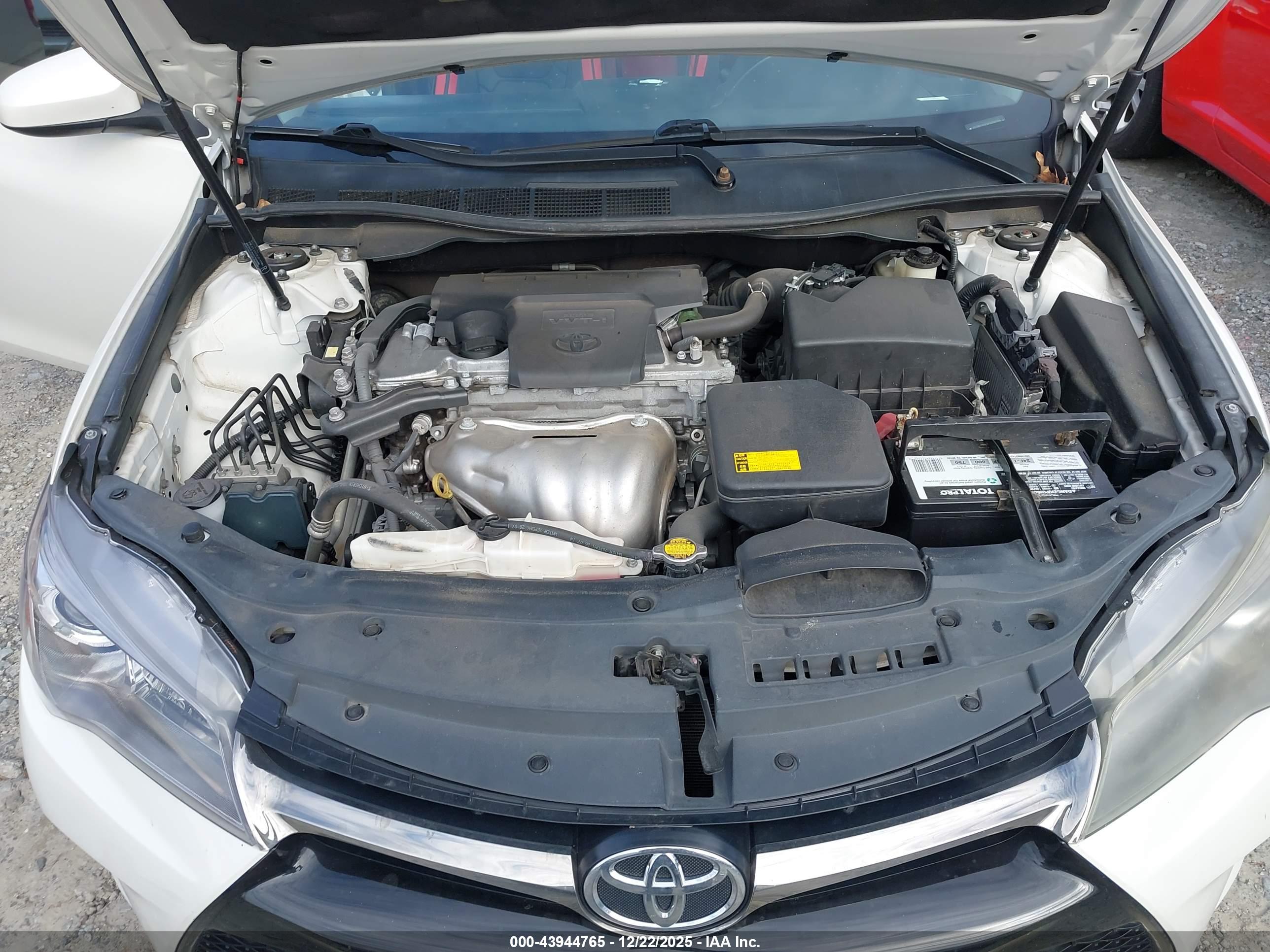 TOYOTA CAMRY image 10