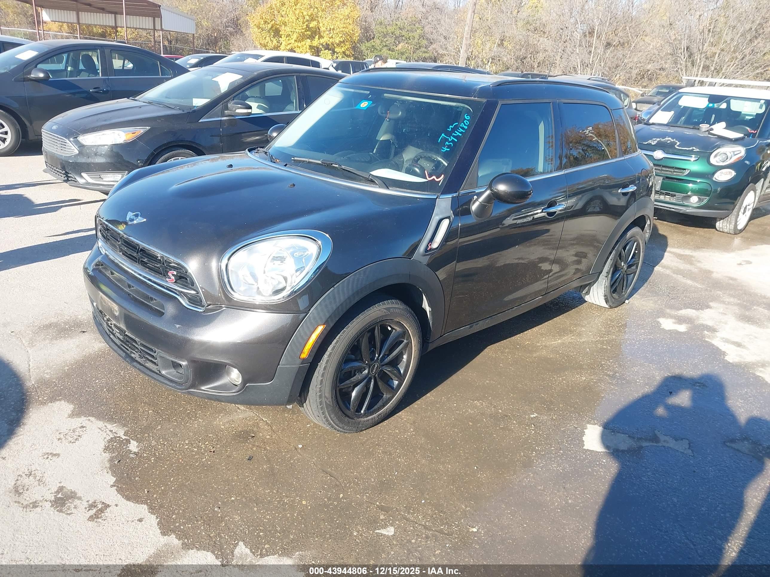 MINI COUNTRYMAN image 2
