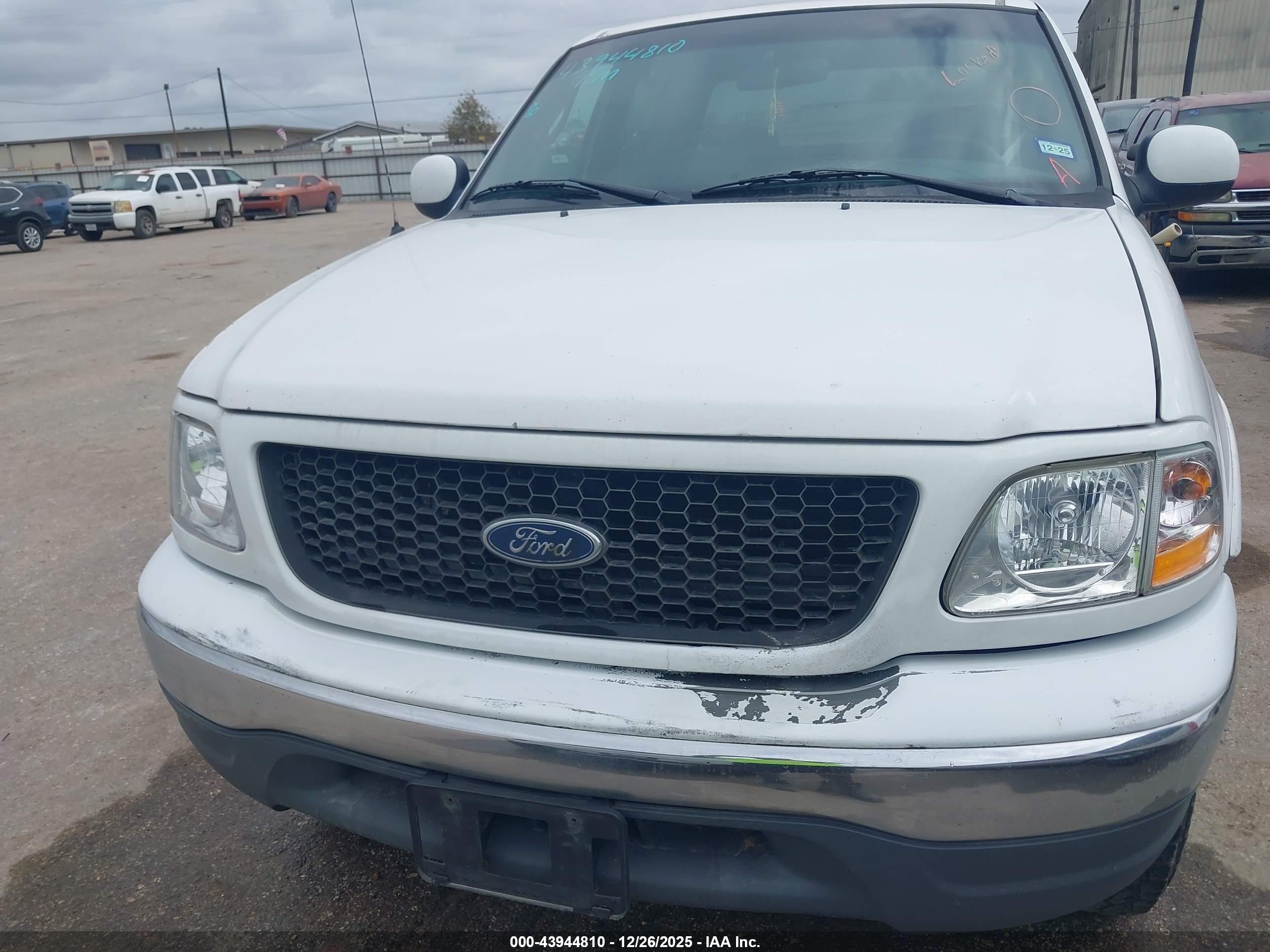 FORD F-150 image 10