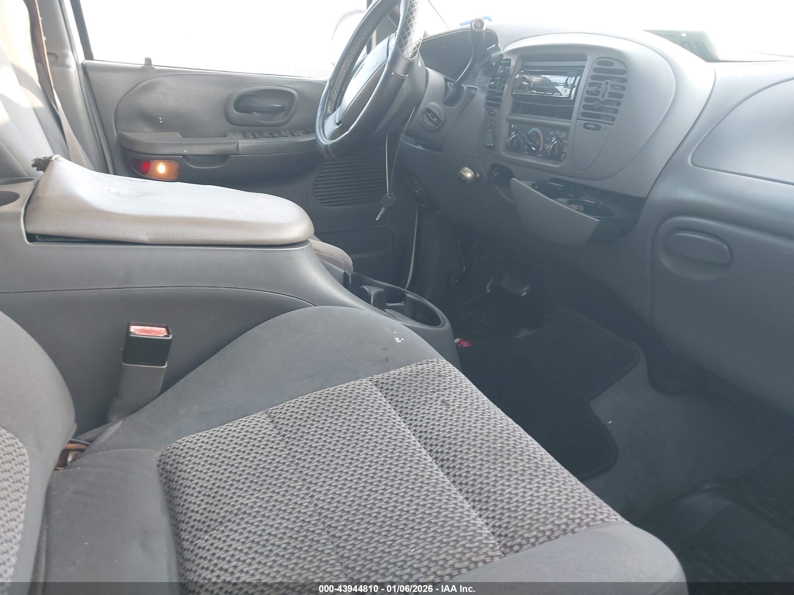 FORD F-150 image 5