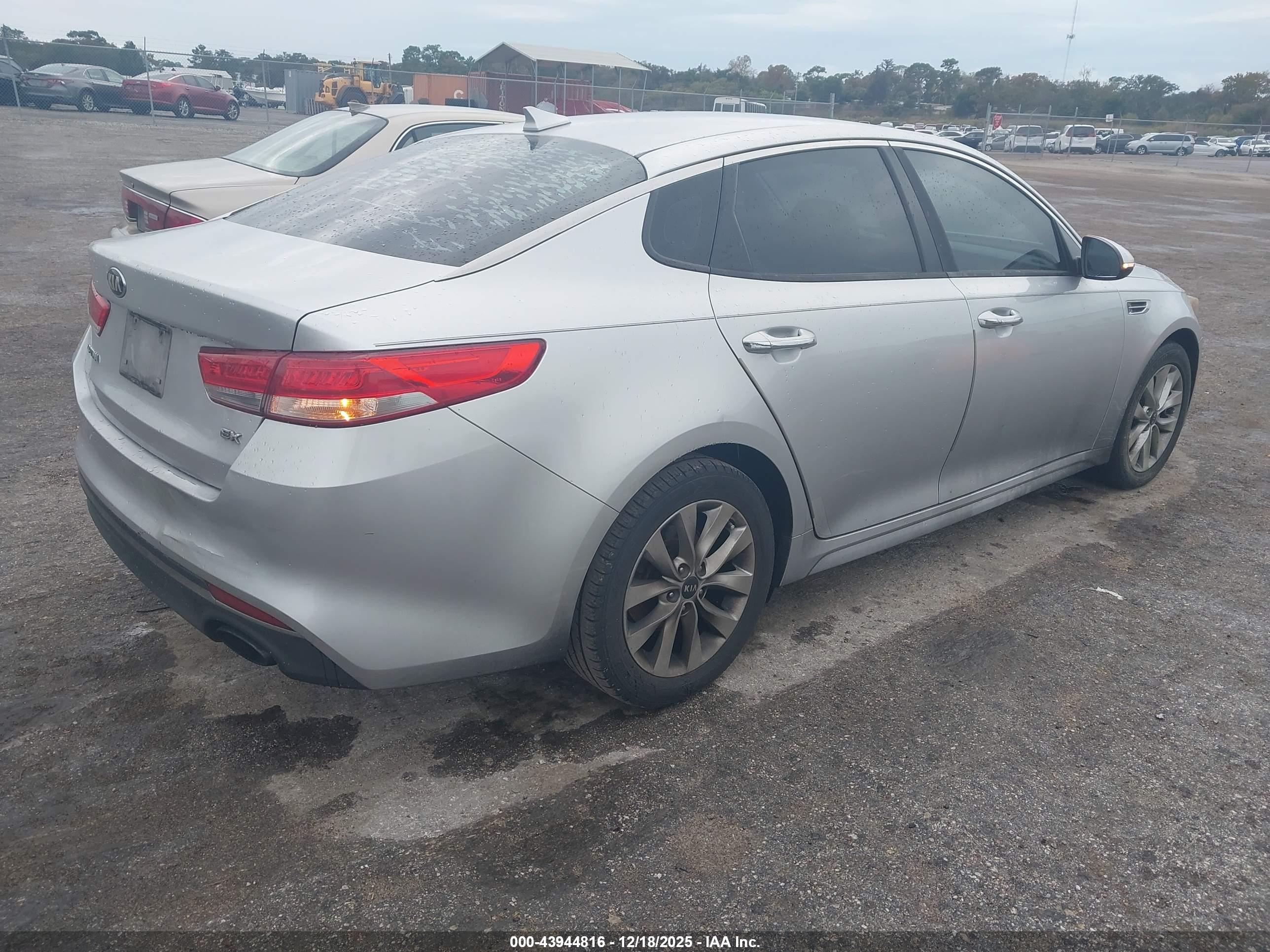KIA OPTIMA image 4