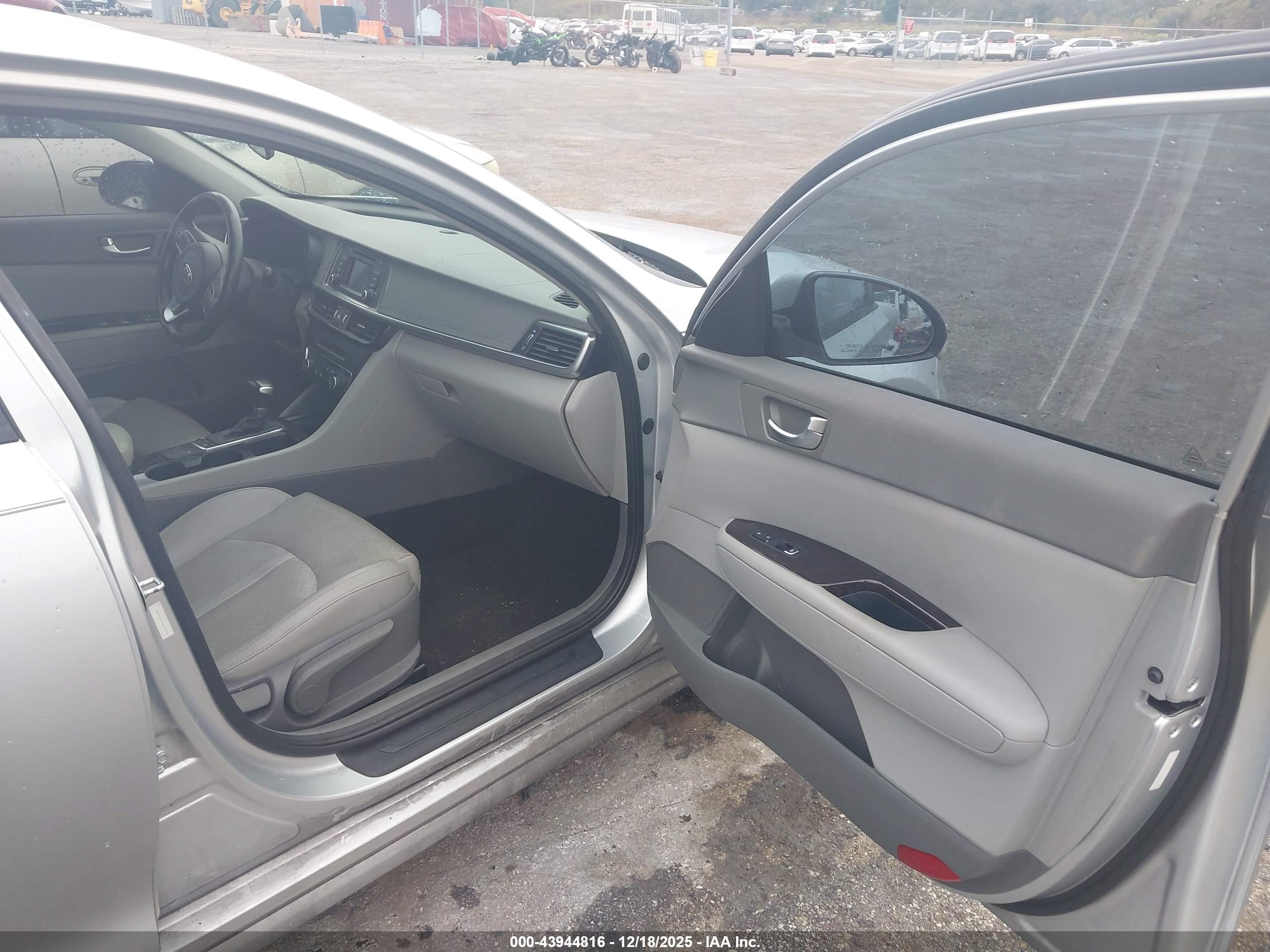 KIA OPTIMA image 5