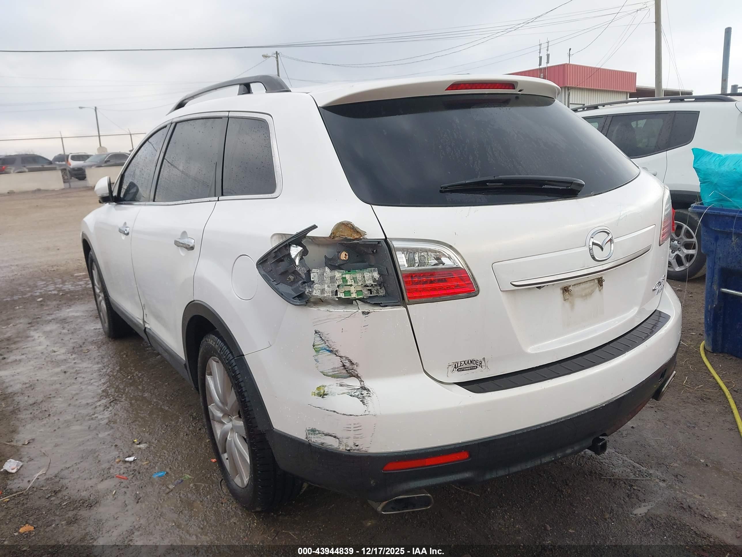 MAZDA CX-9 image 3