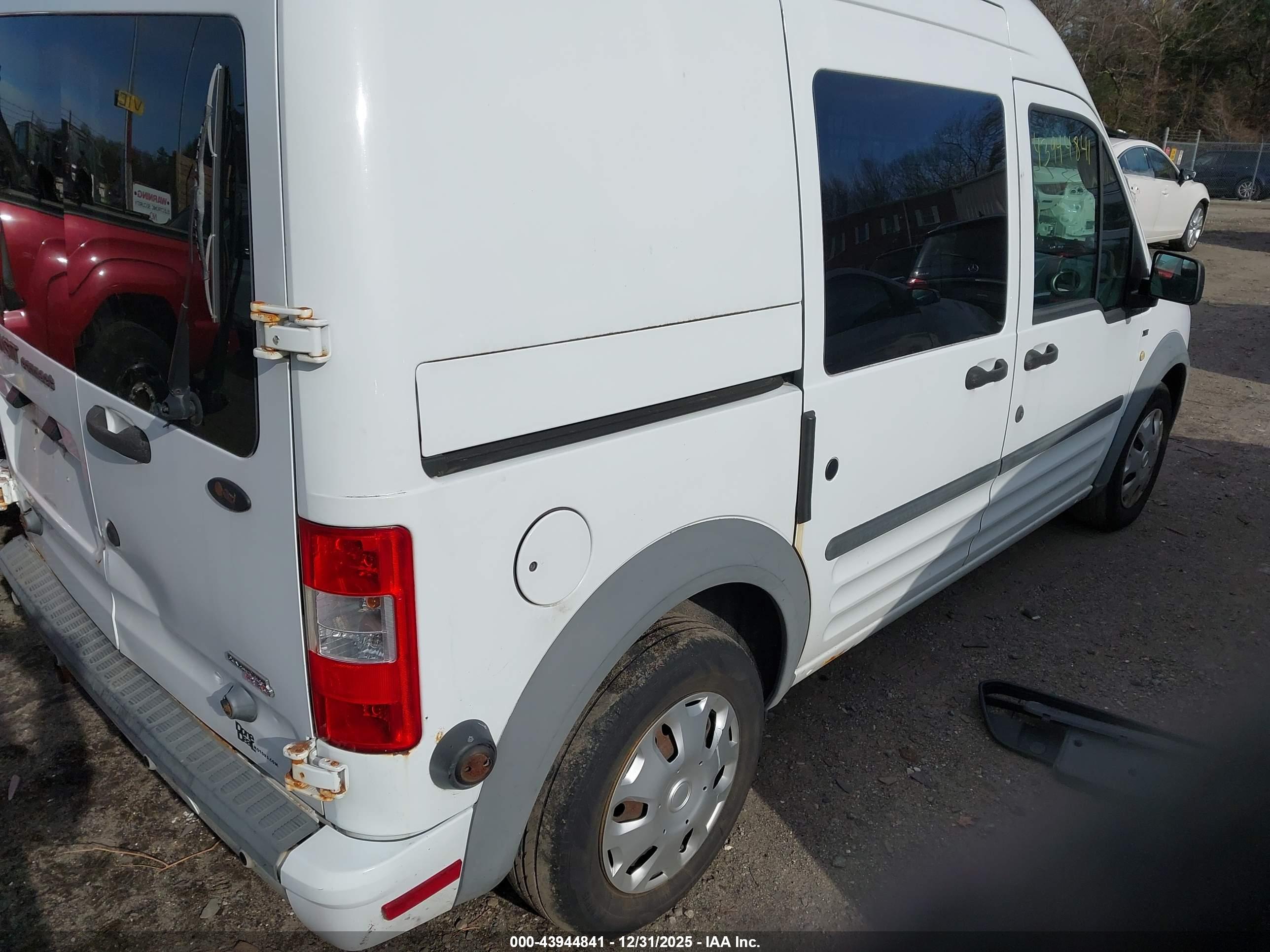 FORD TRANSIT image 4