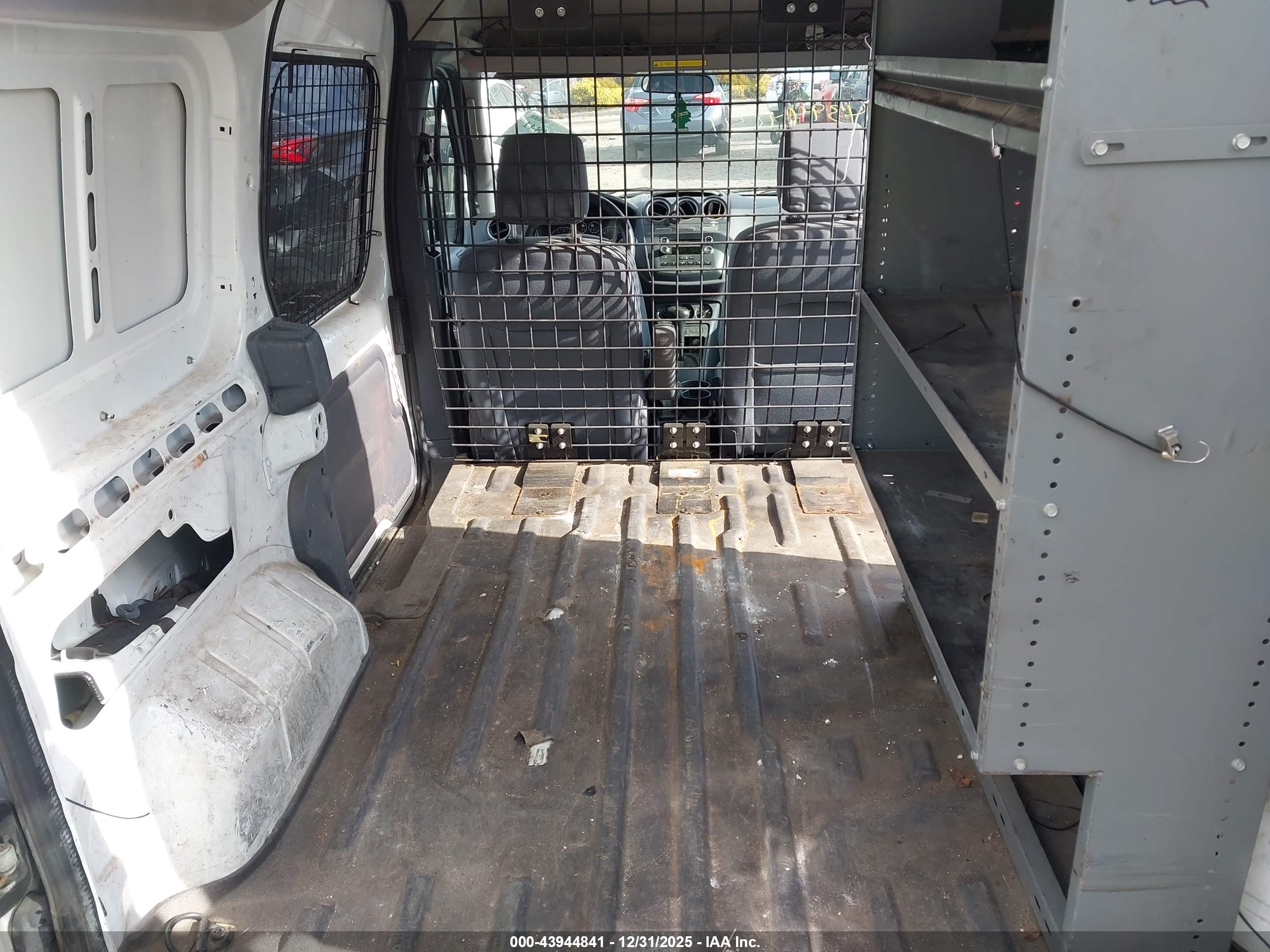 FORD TRANSIT image 8