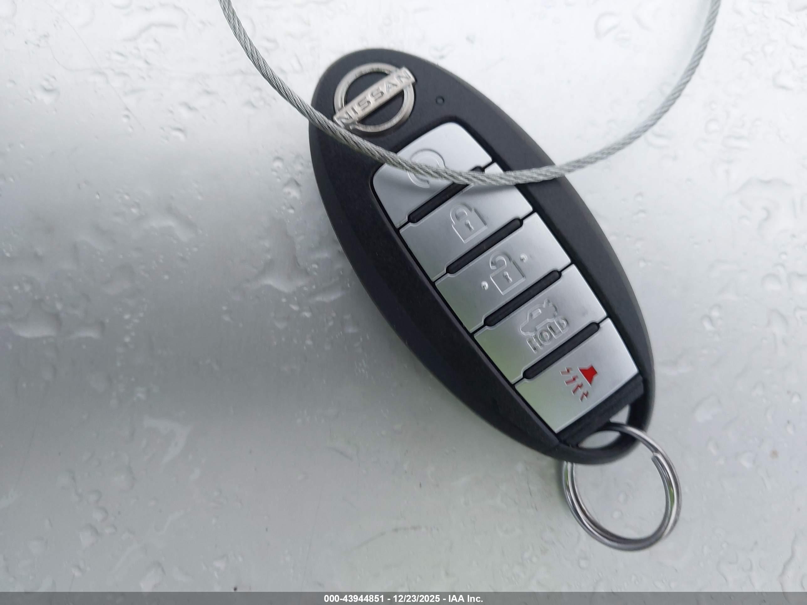 NISSAN ALTIMA image 11