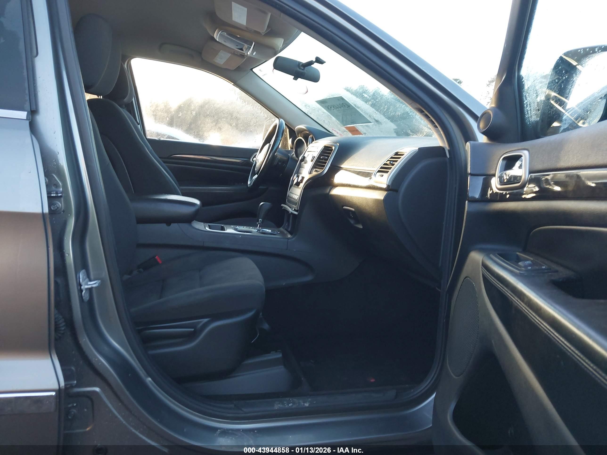 JEEP GRAND image 5