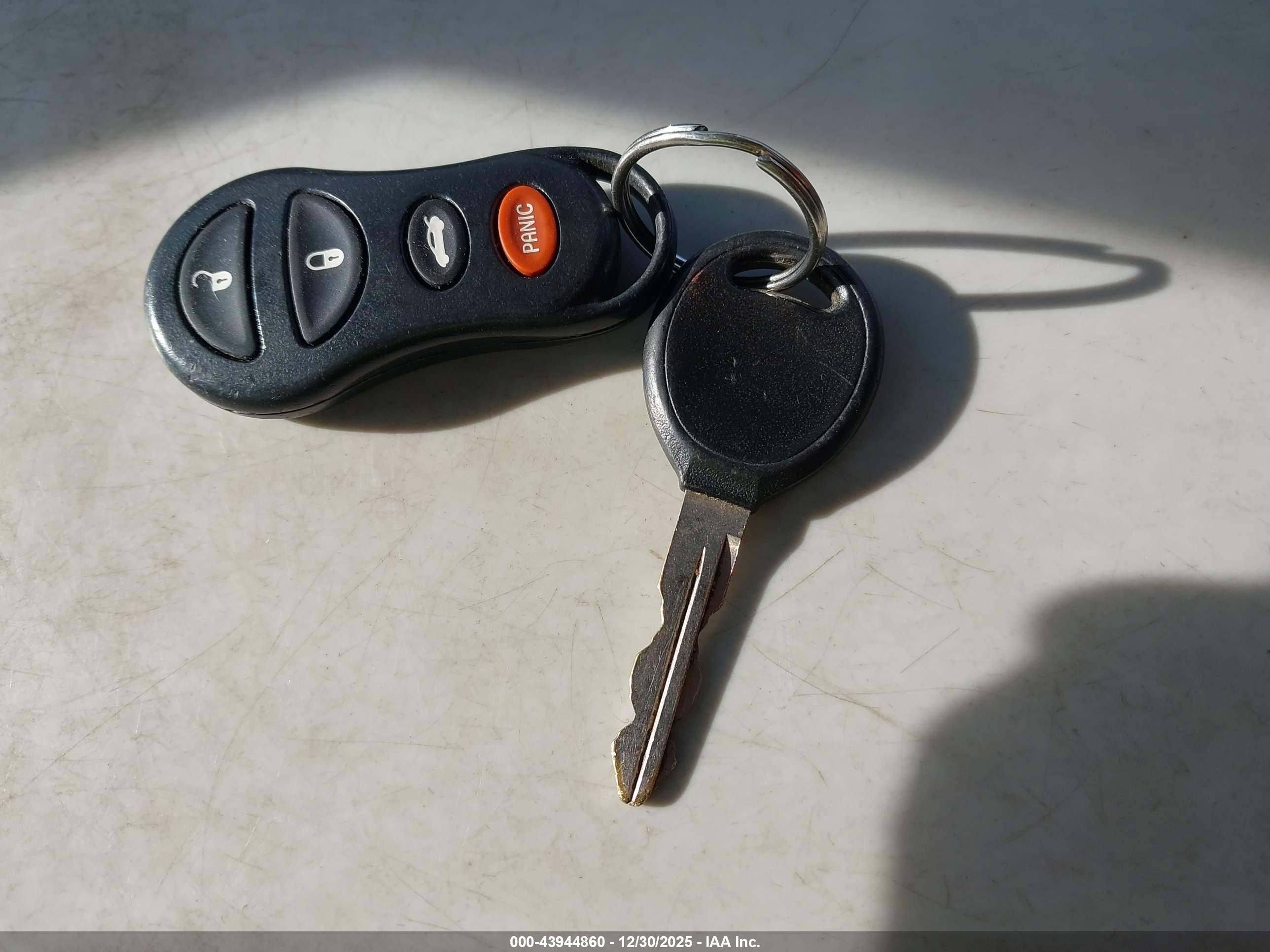 JEEP LIBERTY image 11