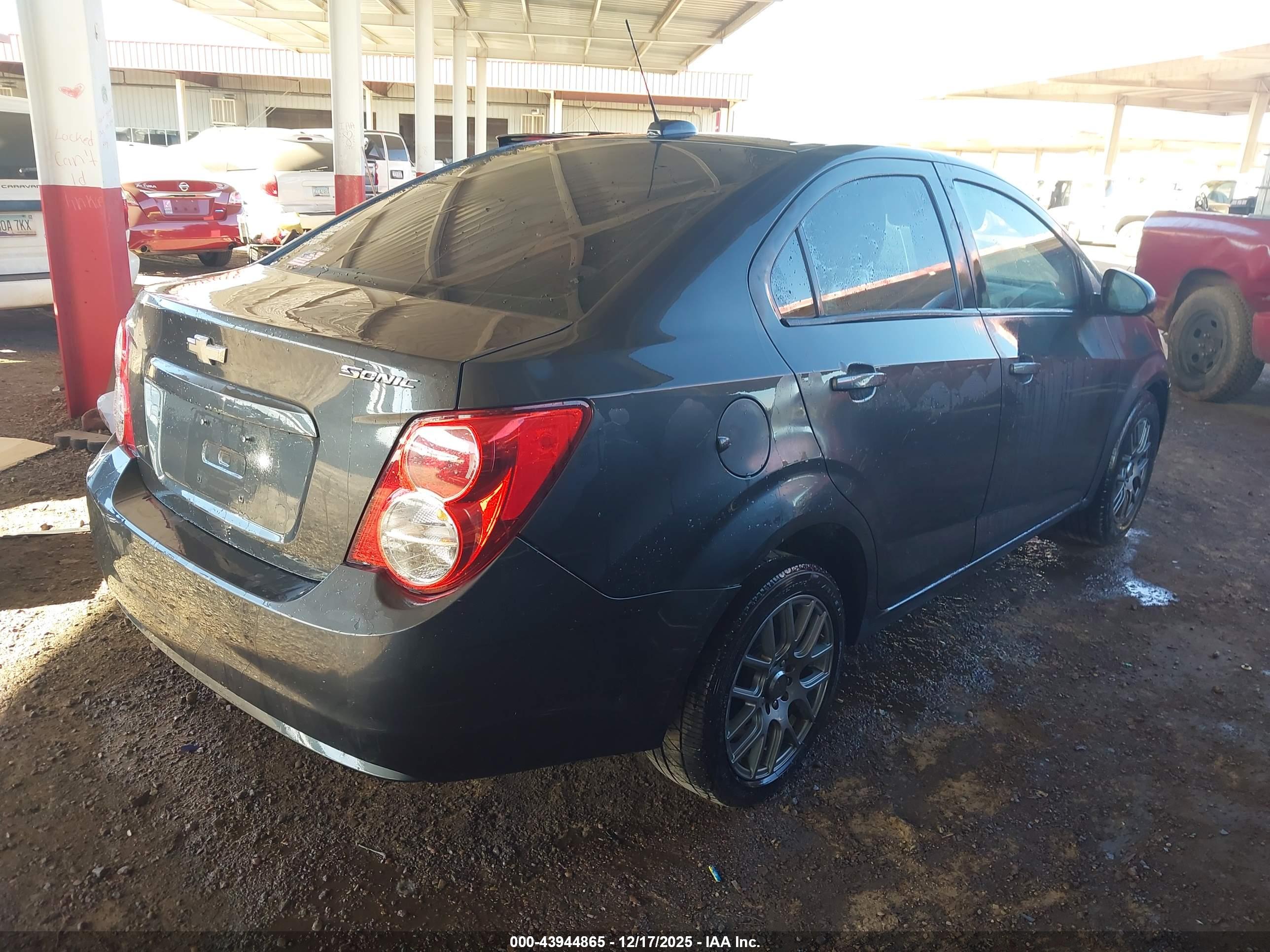 CHEVROLET SONIC image 4