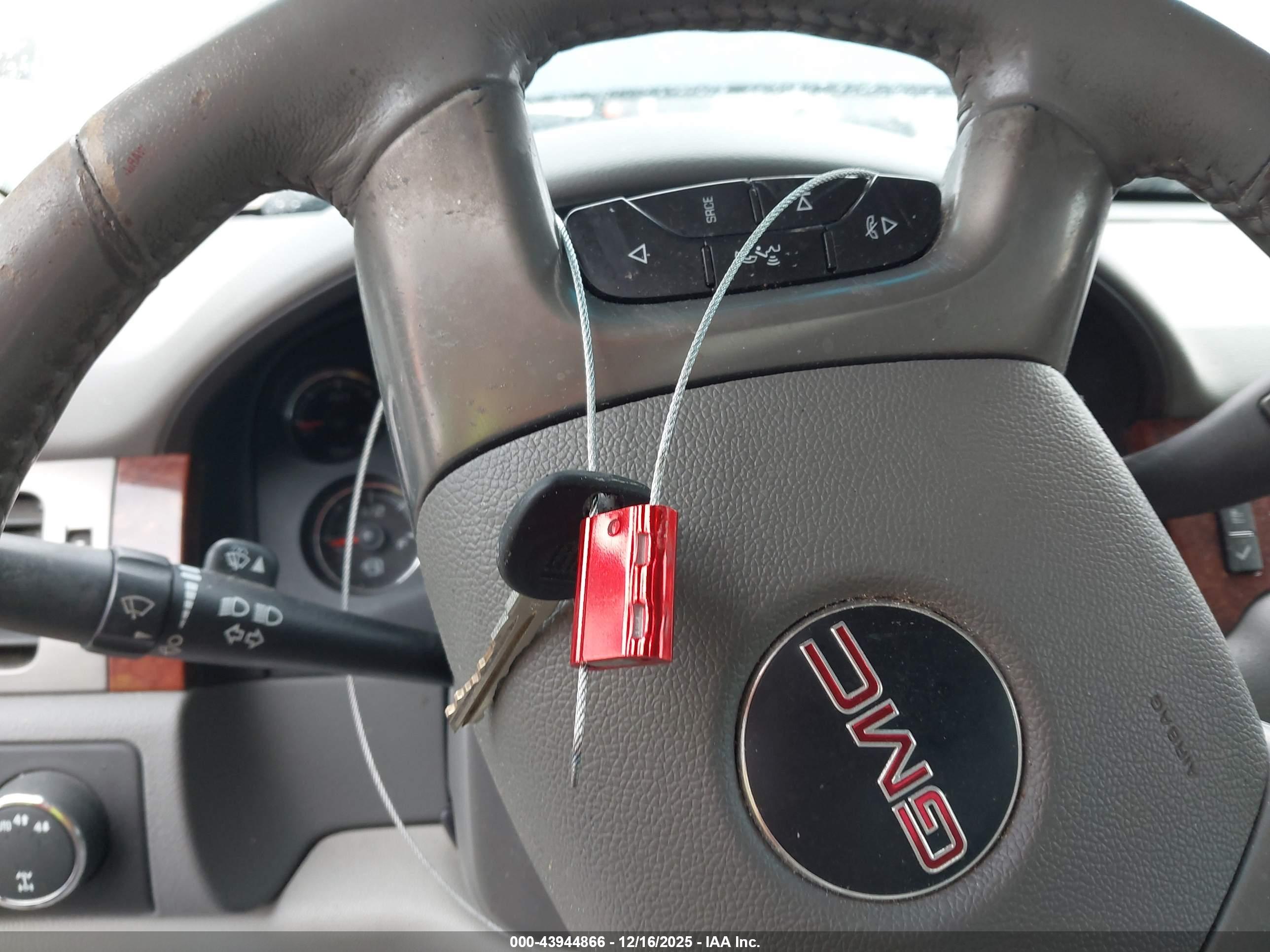 GMC SIERRA image 11