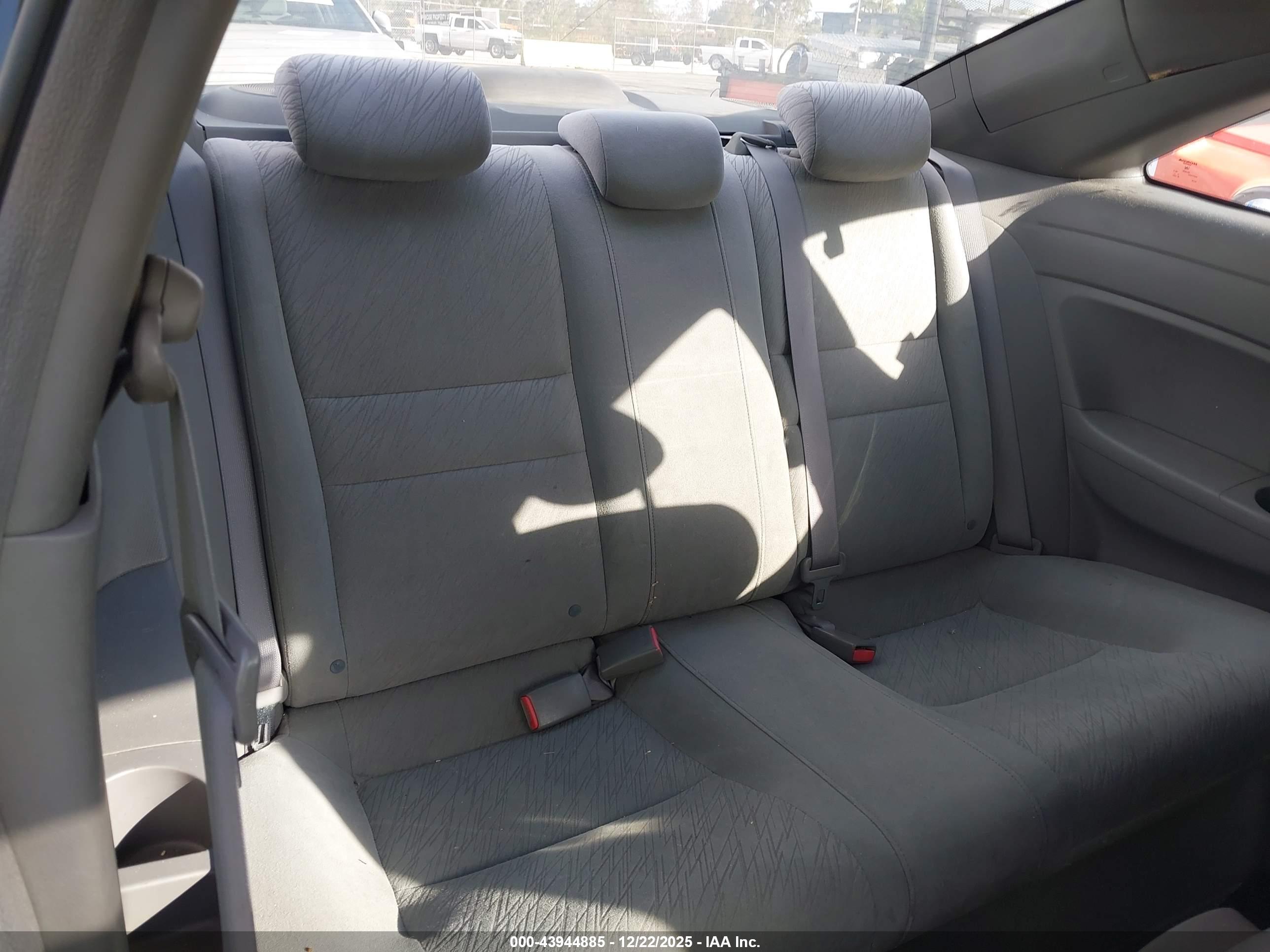 HONDA CIVIC image 8