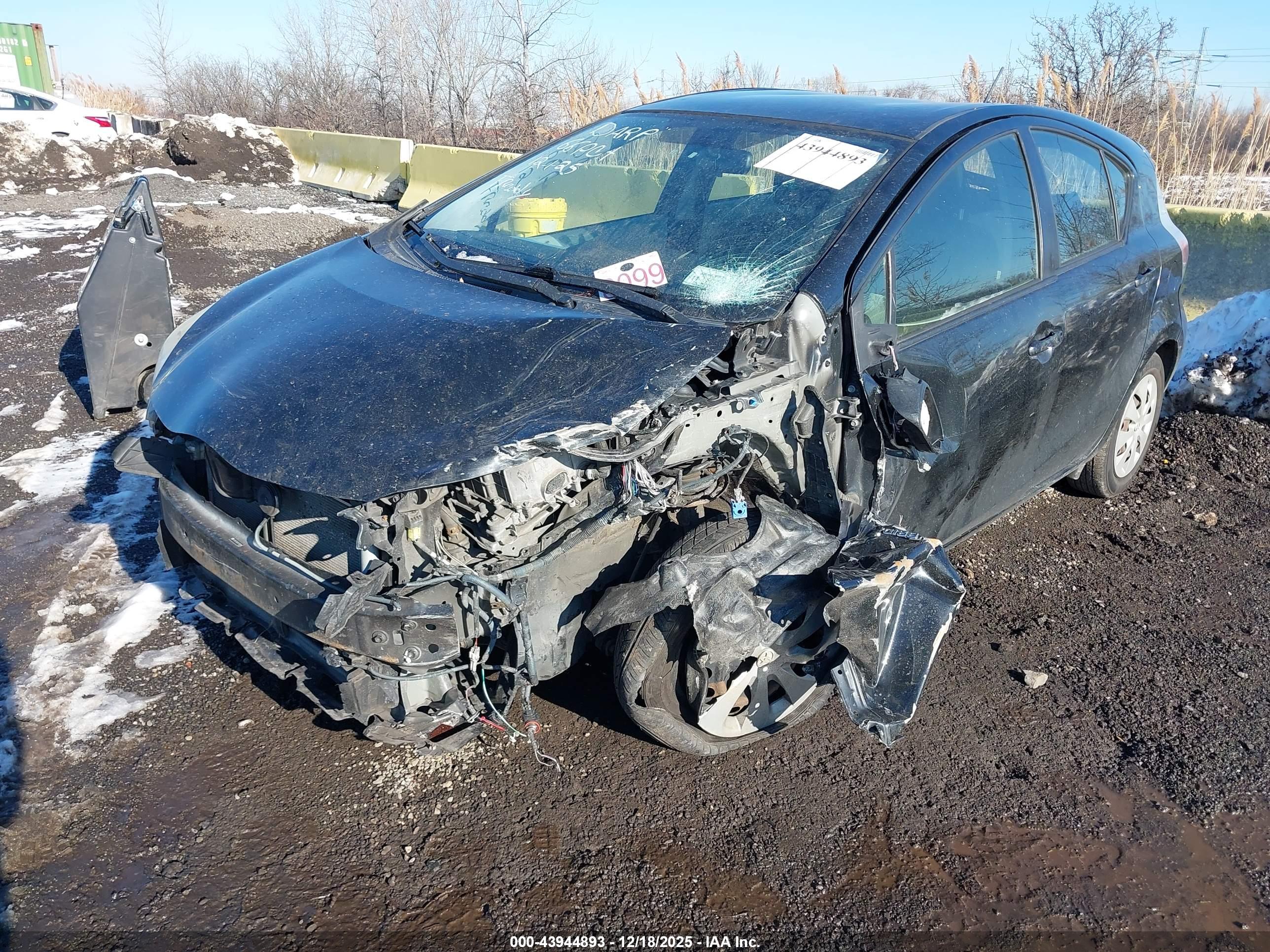 TOYOTA PRIUS image 2