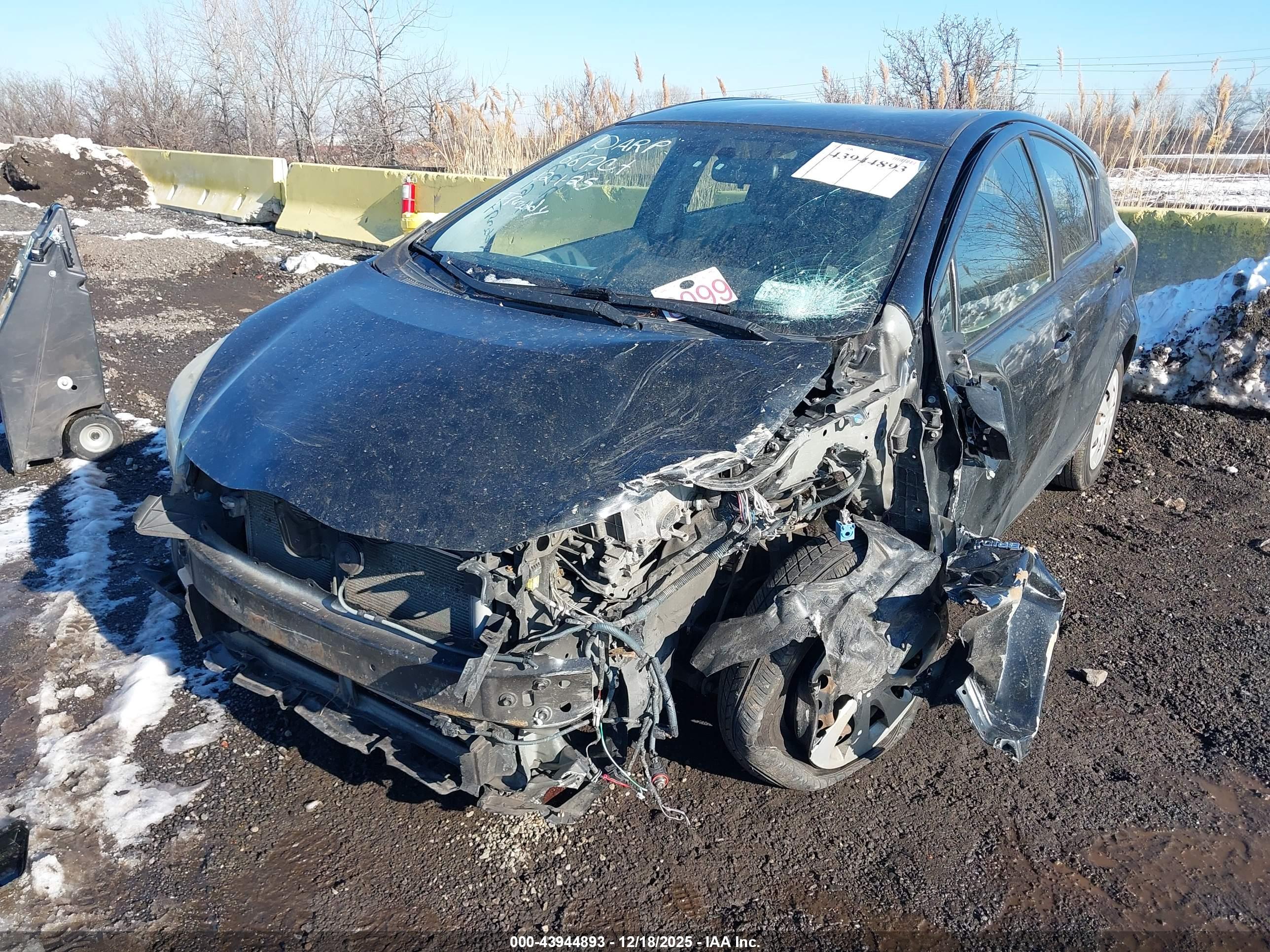 TOYOTA PRIUS image 6