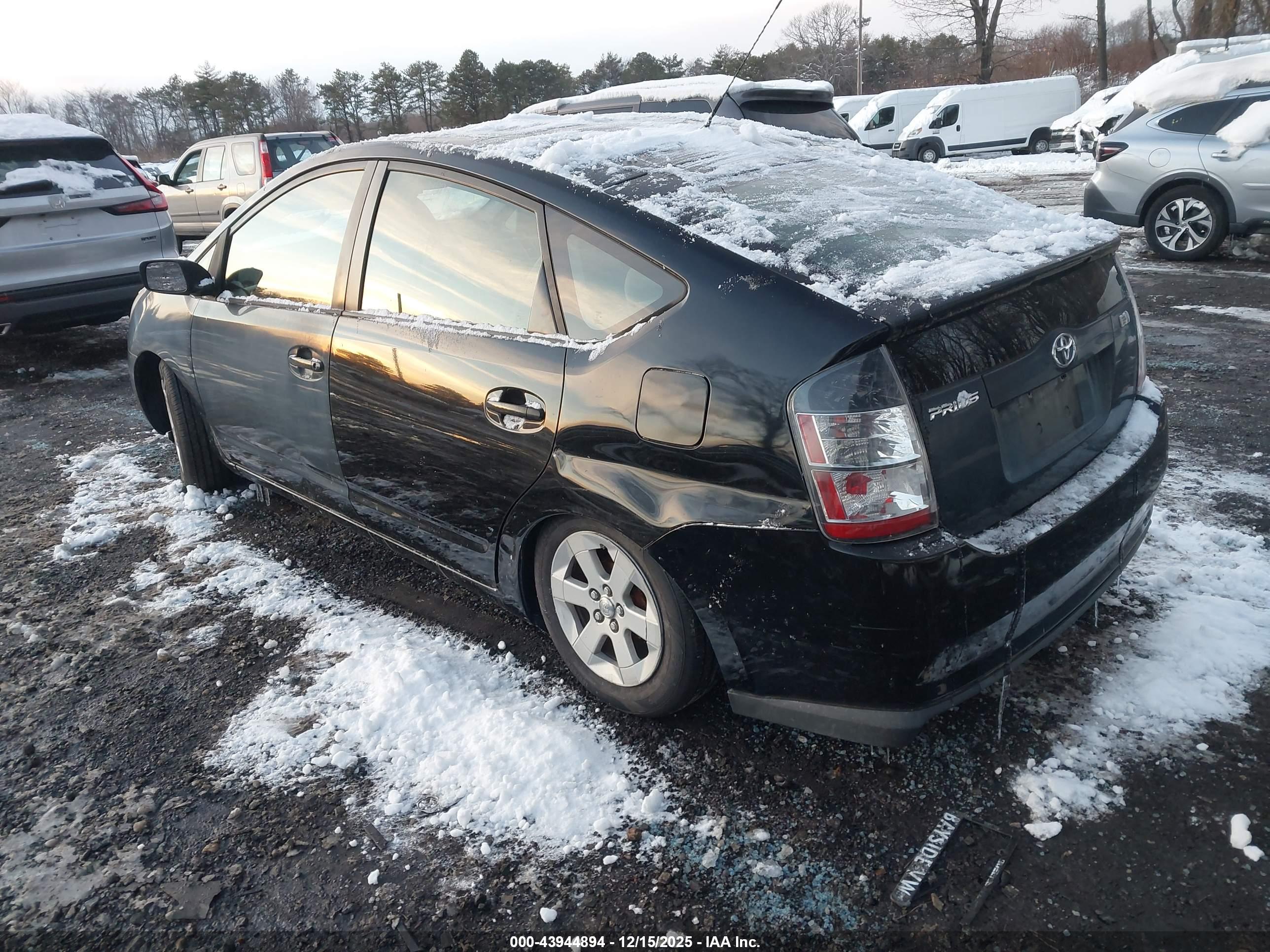 TOYOTA PRIUS image 3