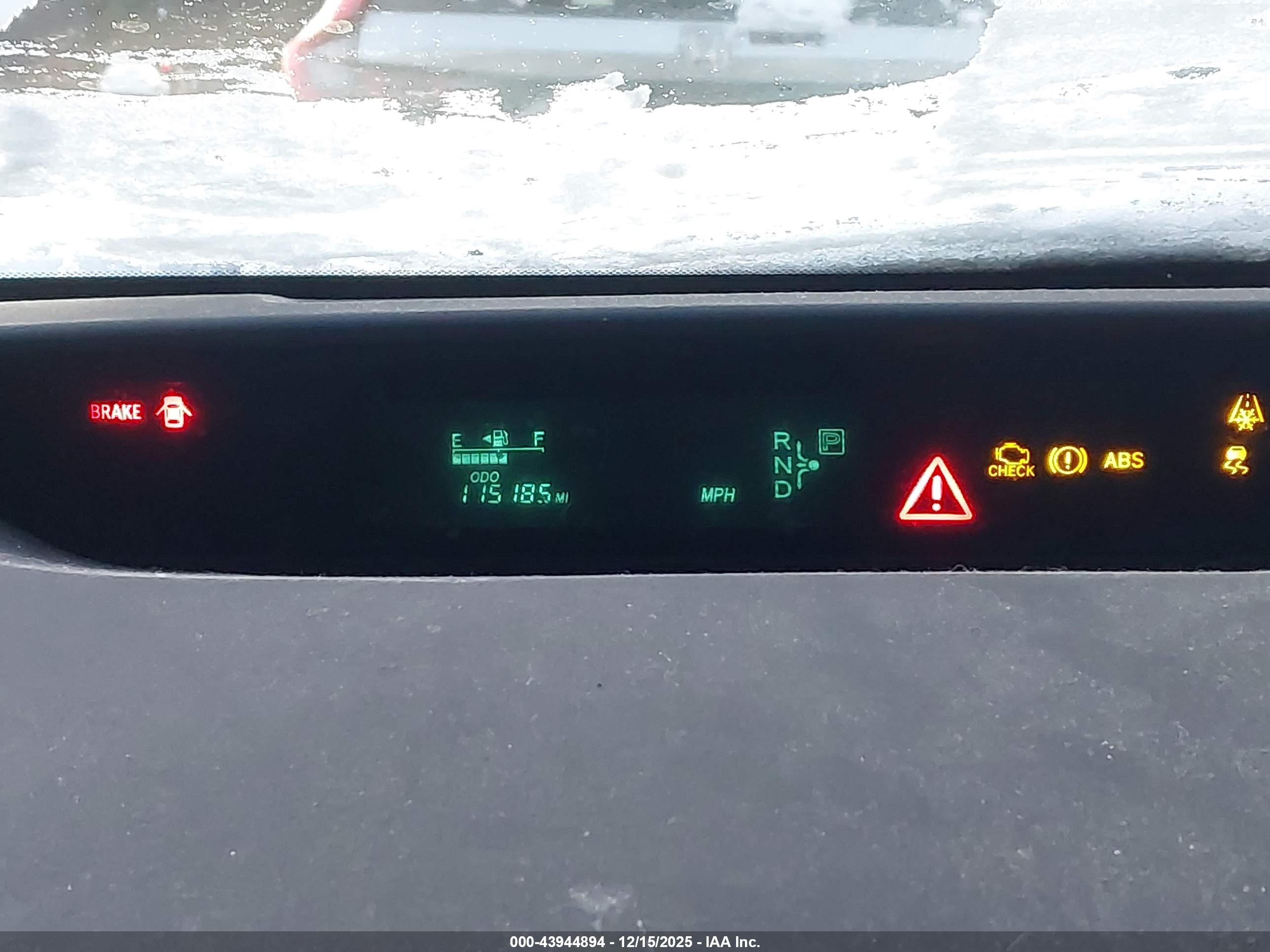 TOYOTA PRIUS image 7