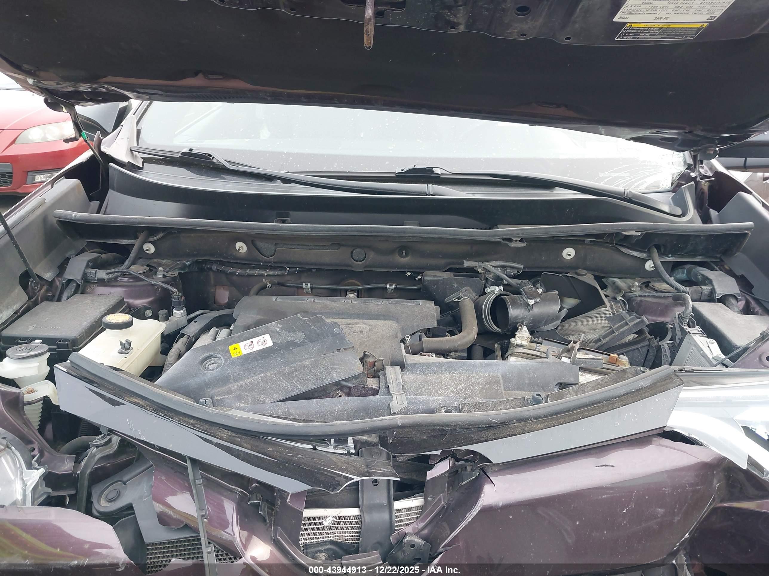 TOYOTA RAV4 image 10