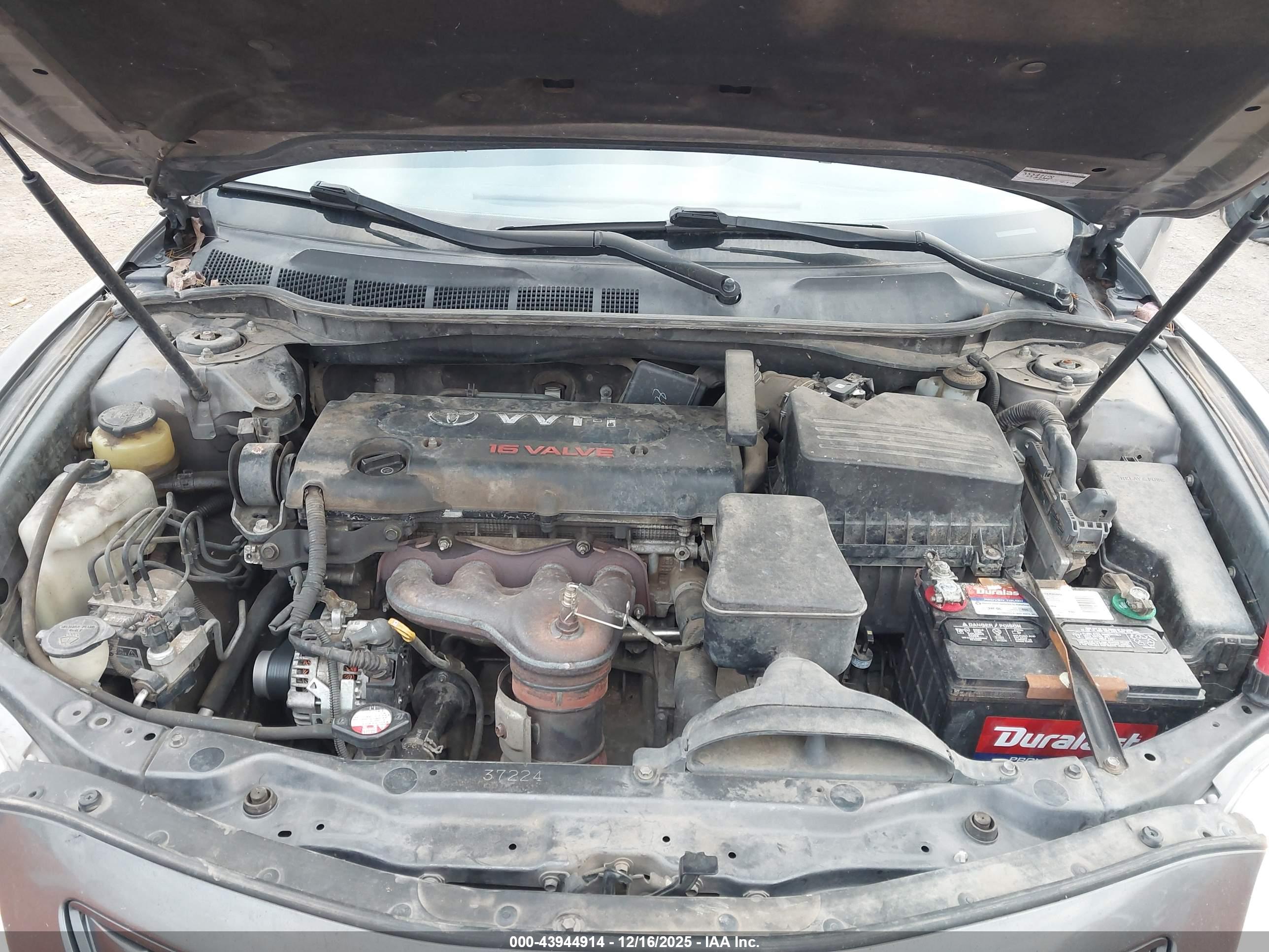 TOYOTA CAMRY image 10
