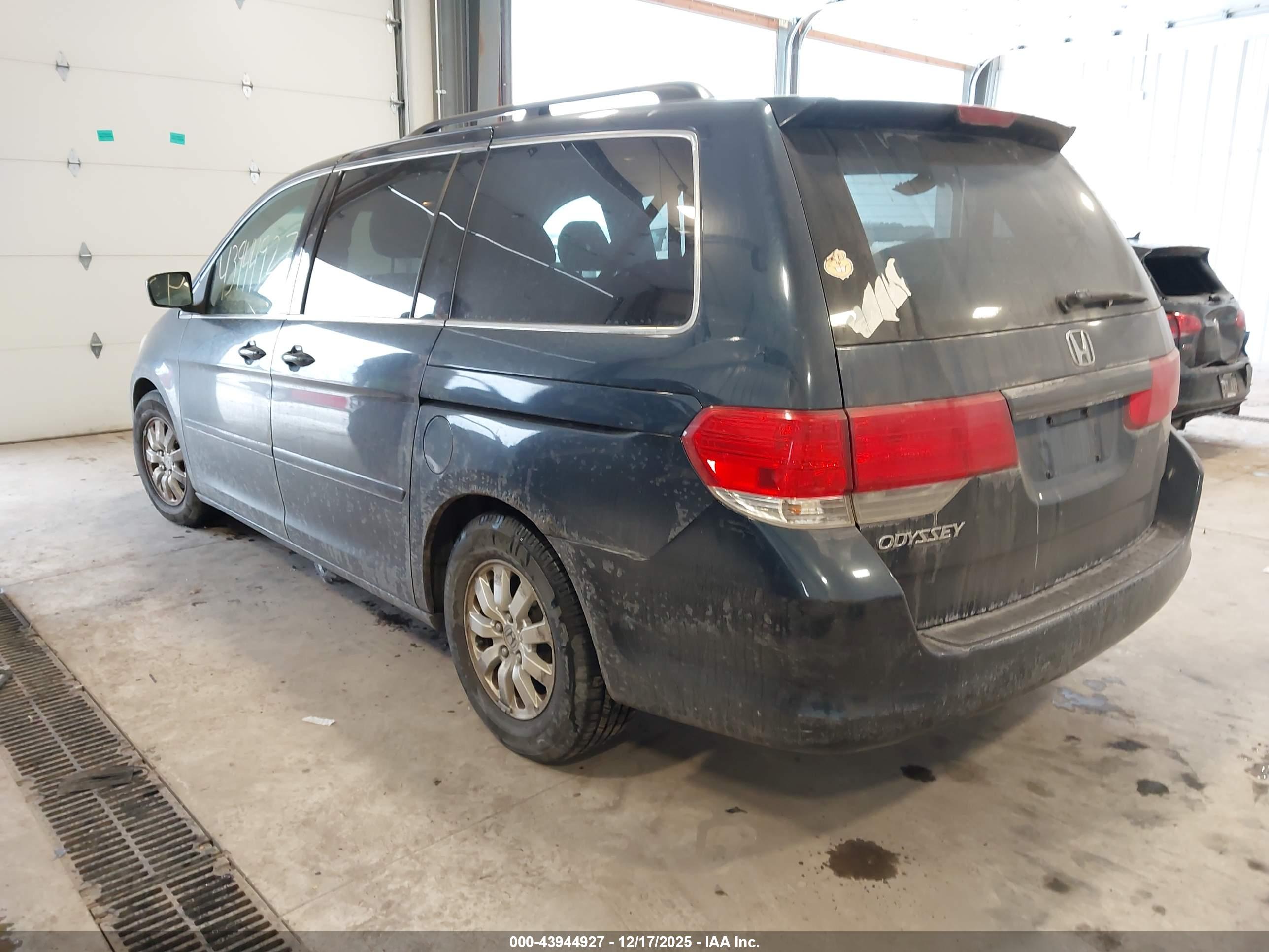 HONDA ODYSSEY image 3