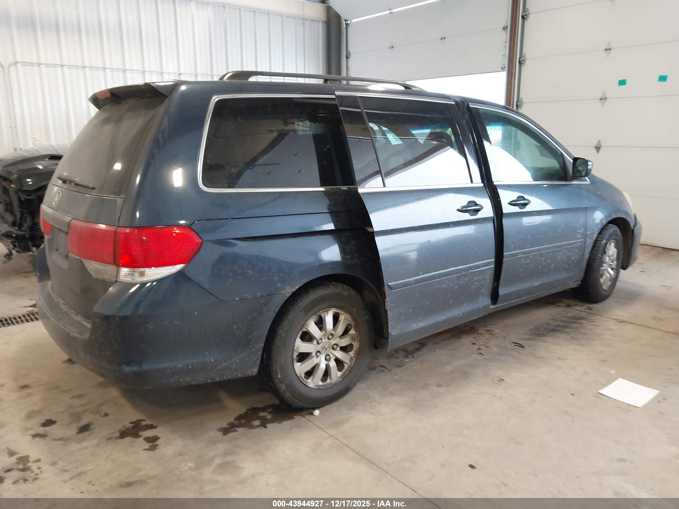 HONDA ODYSSEY image 4