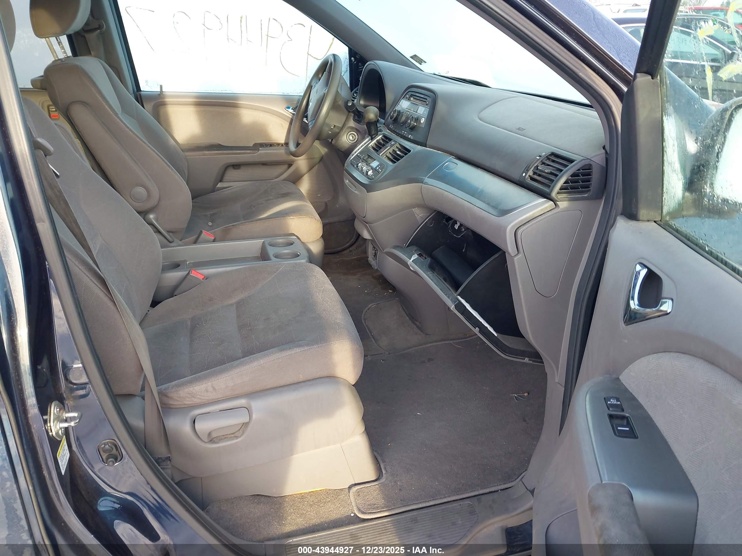HONDA ODYSSEY image 5